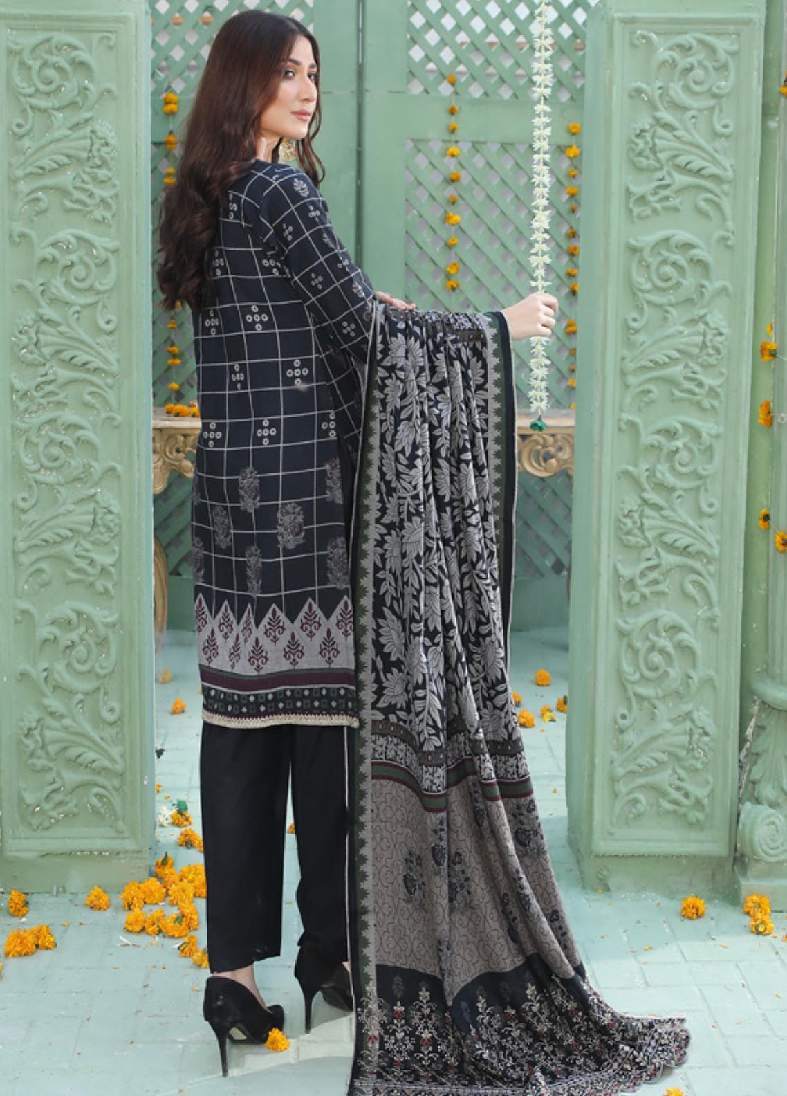 D#01 MTF Flora Dhanak Handwork Collection 1022 D#01 MTF Flora Dhanak Handwork Collection 1022