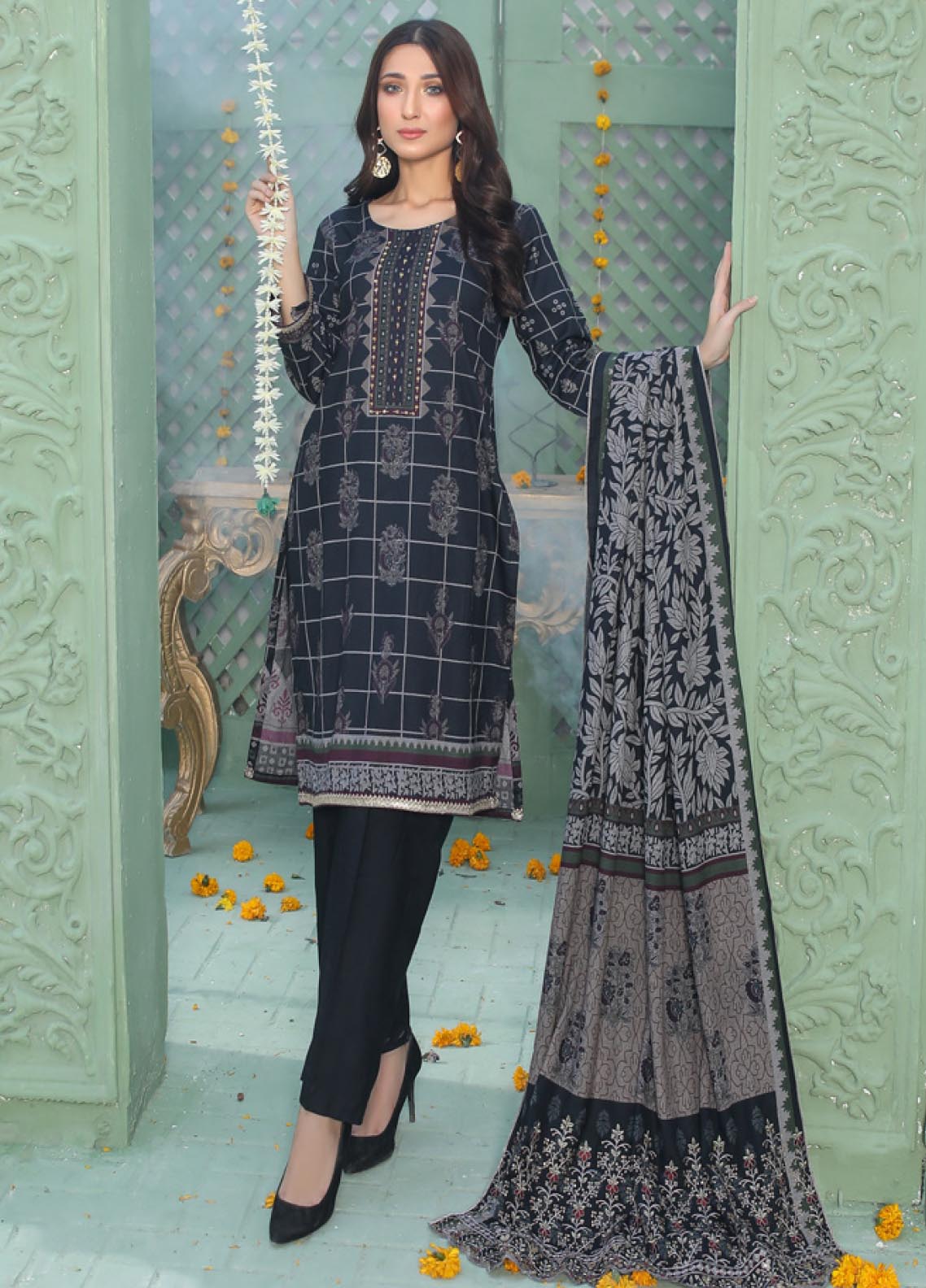 D#01 MTF Flora Dhanak Handwork Collection 1022 D#01 MTF Flora Dhanak Handwork Collection 1022