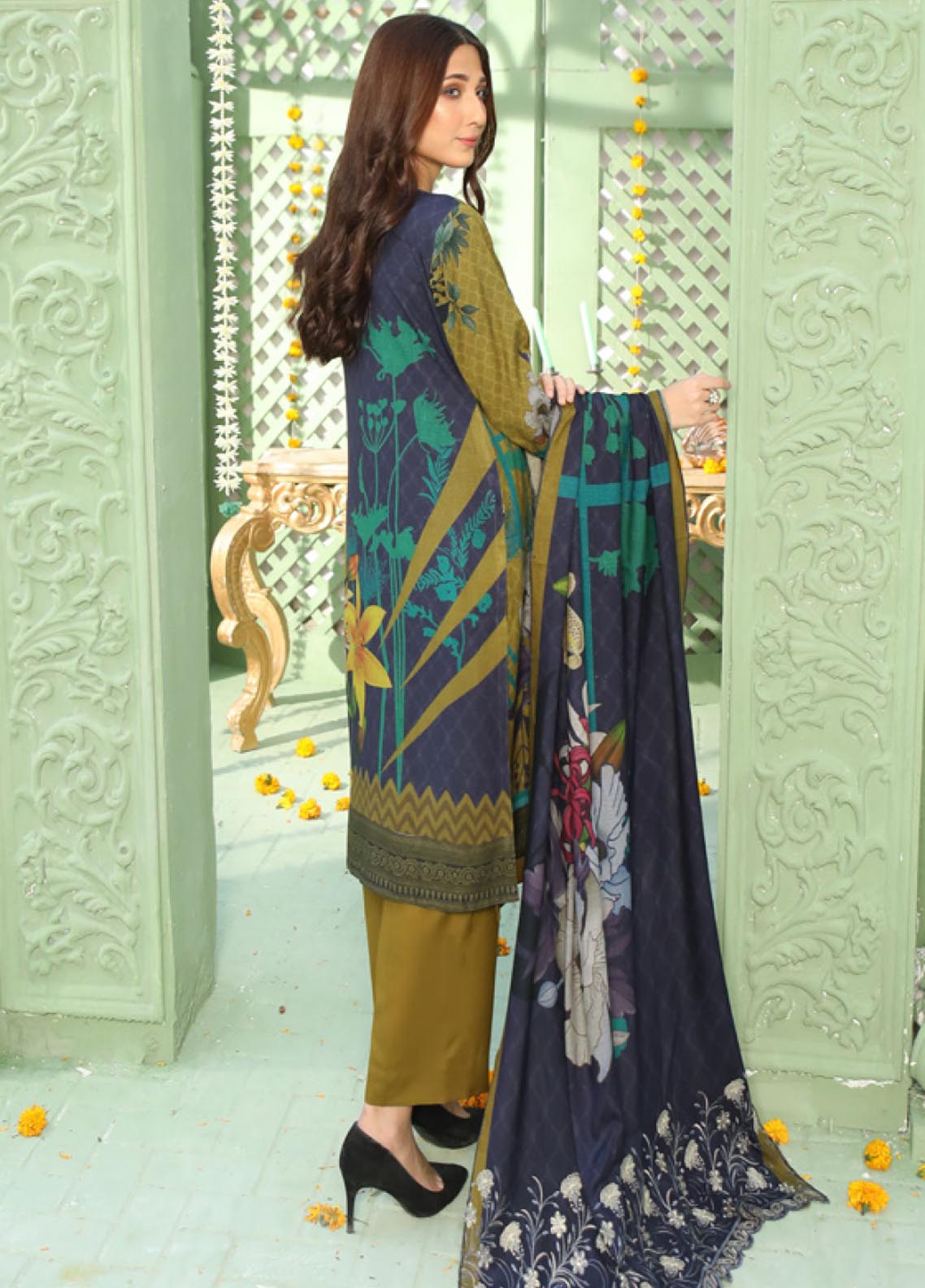 D#06 MTF Flora Dhanak Handwork Collection 1022 D#06 MTF Flora Dhanak Handwork Collection 1022