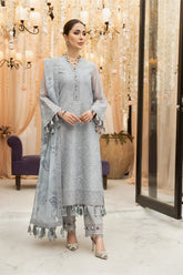 D#01 Alizeh Dhaagay Luxury Emb Chiffon Collection 323 V-1