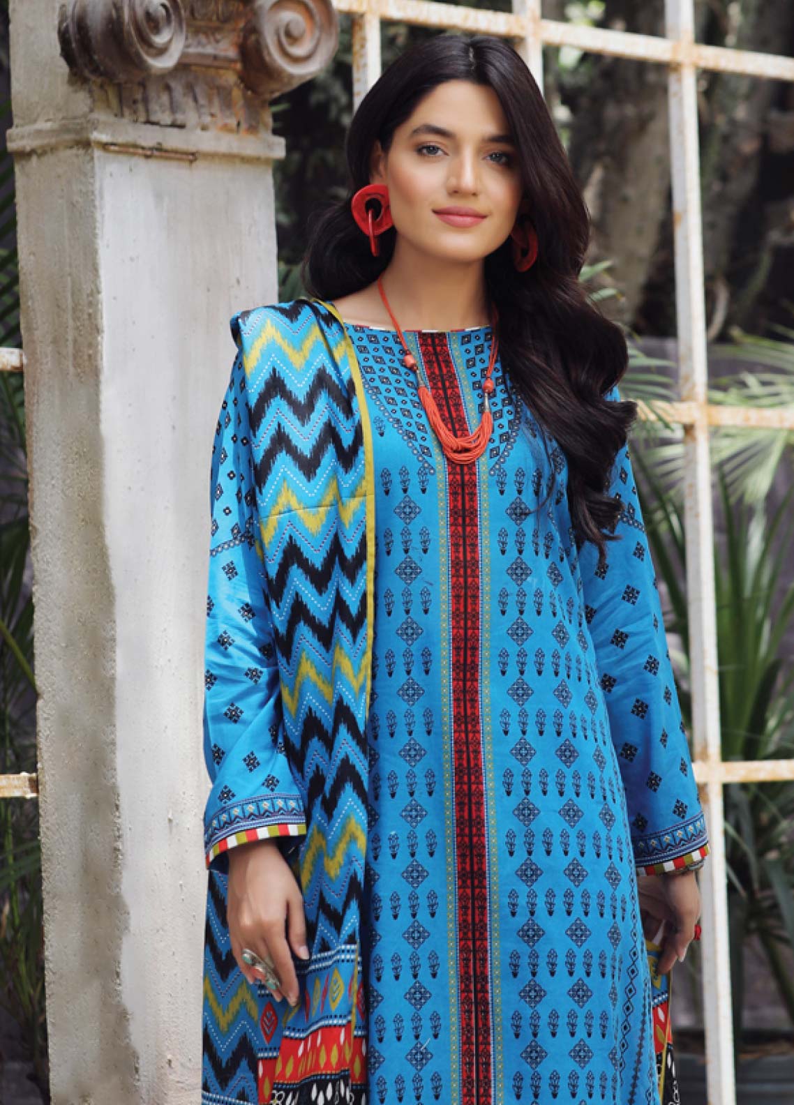 D#7425b Lsm Lakhany Komal Printed Lawn Collection 622 D#7425b Lsm Lakhany Komal Printed Lawn Collection 622