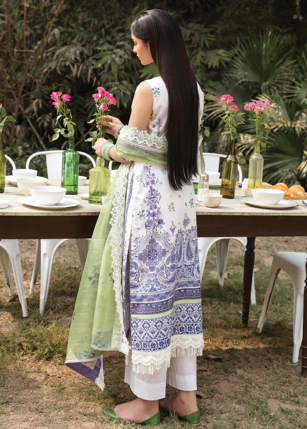 Bahar By Afrozeh Printed Lawn Unstitched 3 Piece Suit - 04 Bahar By Afrozeh Printed Lawn Unstitched 3 Piece Suit - 04