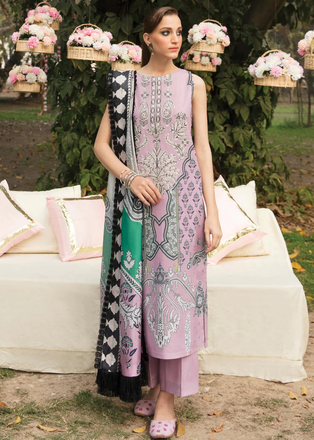 Bahar By Afrozeh Printed Lawn Unstitched 3 Piece Suit - 07 Bahar By Afrozeh Printed Lawn Unstitched 3 Piece Suit - 07