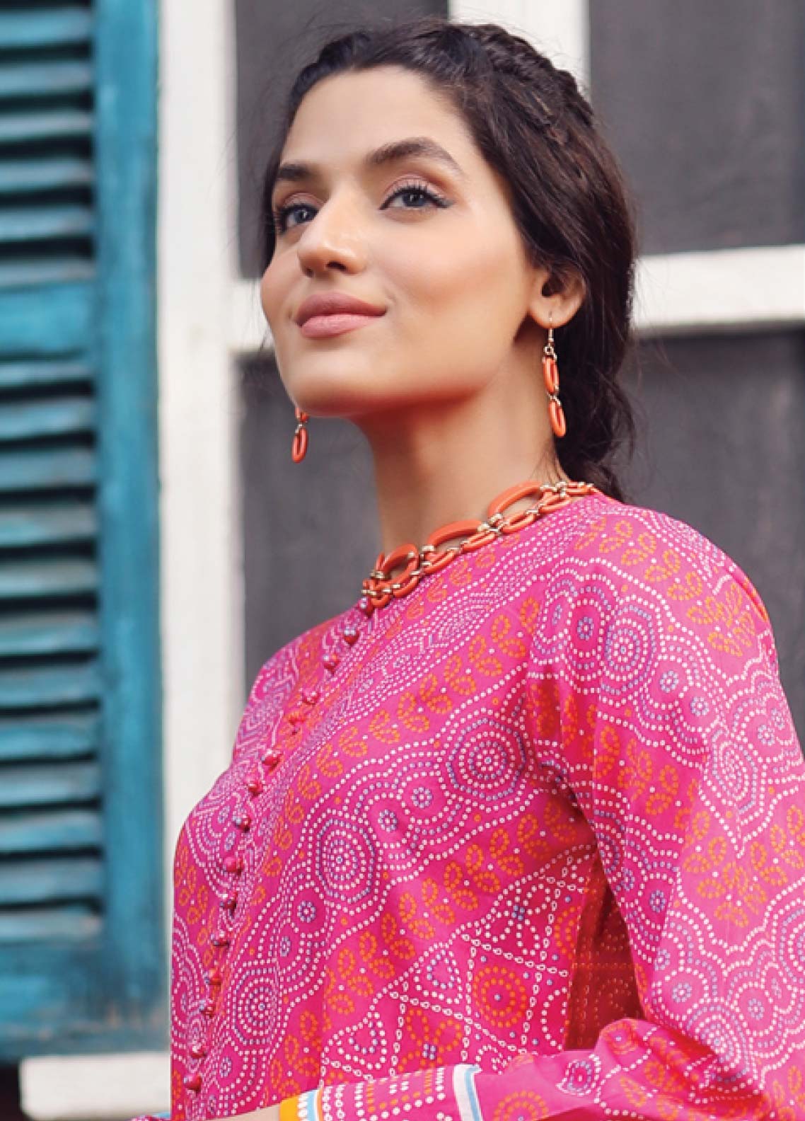 D#7429a Lsm Lakhany Komal Printed Lawn Collection 622 D#7429a Lsm Lakhany Komal Printed Lawn Collection 622