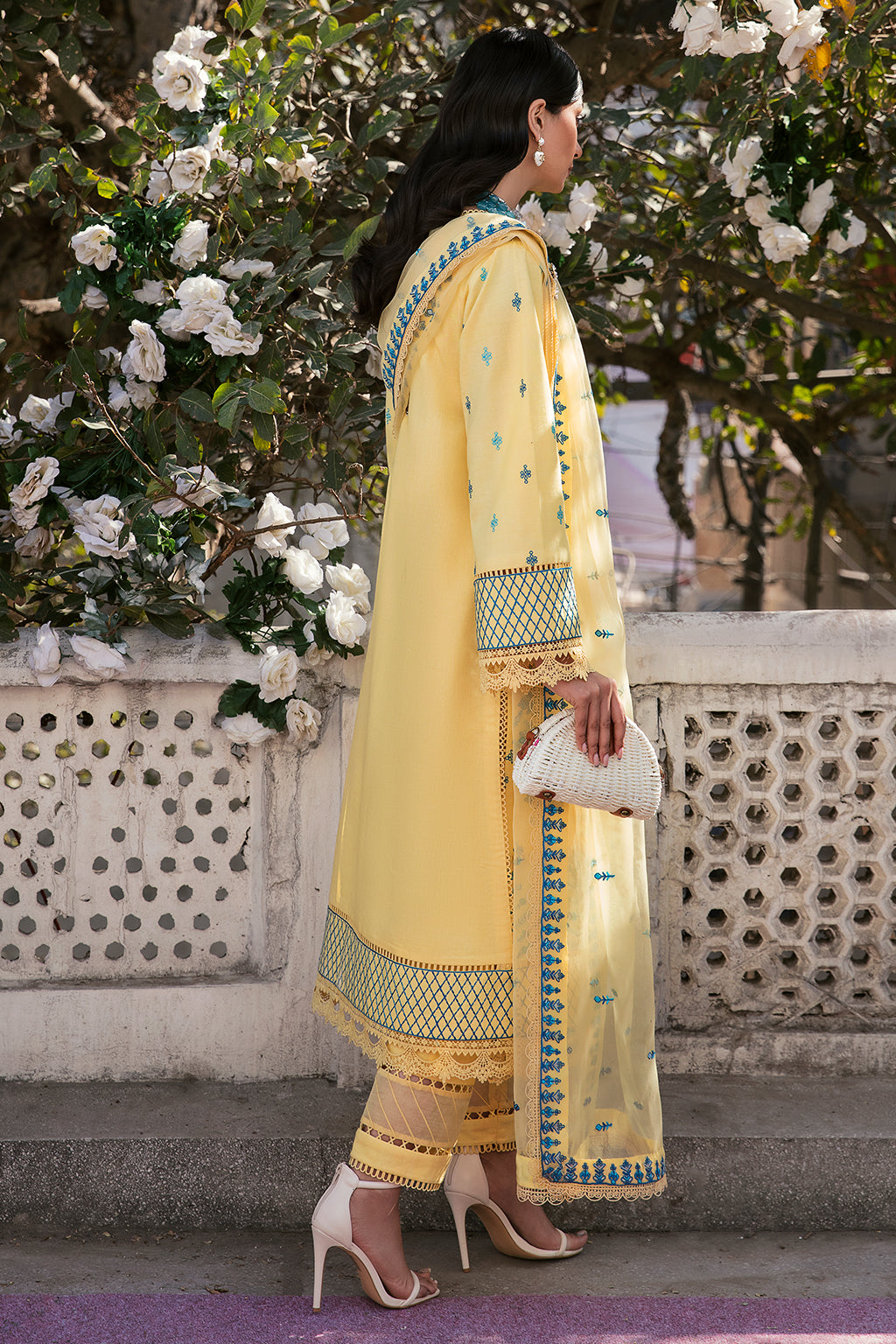 Lamhay By Afrozeh Embroidered Lawn Unstitched 3 Piece Suit - 07 Lamhay By Afrozeh Embroidered Lawn Unstitched 3 Piece Suit - 07