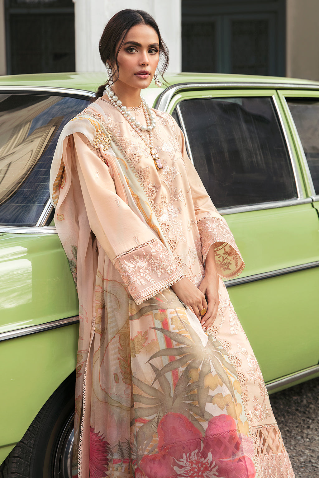 Lamhay By Afrozeh Embroidered Lawn Unstitched 3 Piece Suit - 09 Lamhay By Afrozeh Embroidered Lawn Unstitched 3 Piece Suit - 09