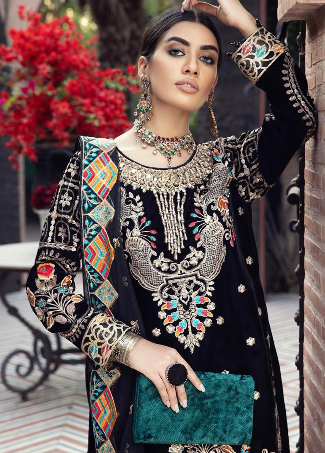 D#06 Zebtan Zeenat Emb Chiffon Collection 1221 D#06 Zebtan Zeenat Emb Chiffon Collection 1221