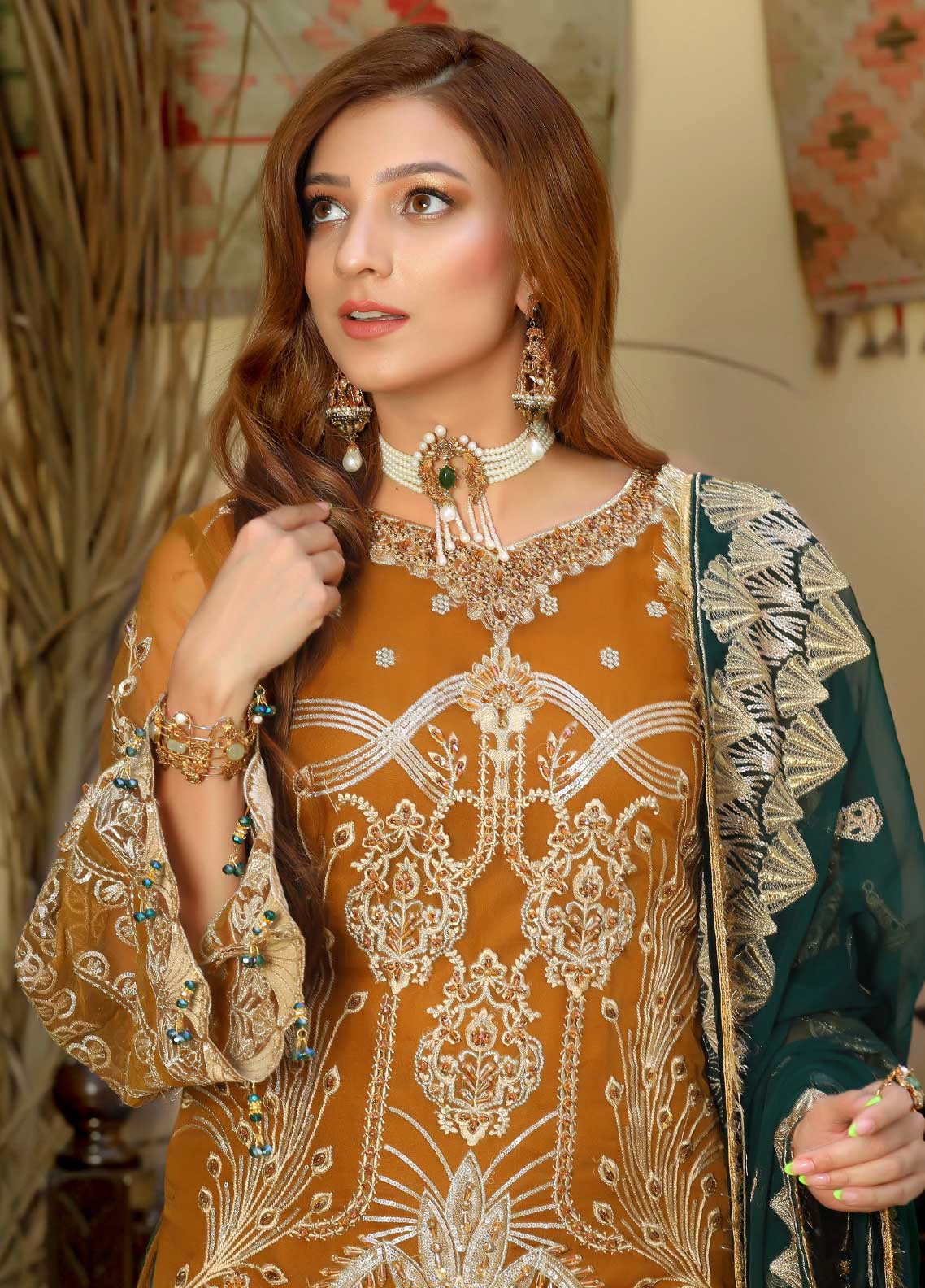 Areesha Embroidered Organza Unstitched 3 Piece Suit - 01 Areesha Embroidered Organza Unstitched 3 Piece Suit - 01