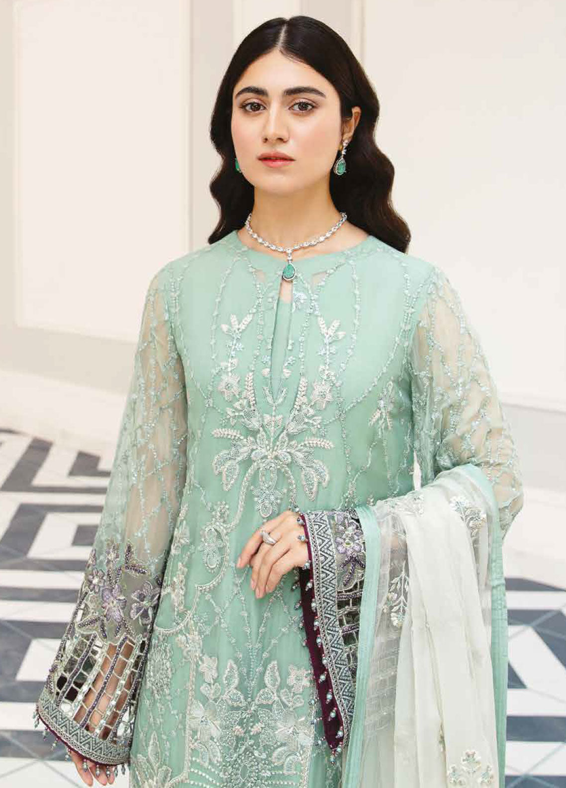Safeera By Flossie Embroidered Chiffon Unstitched 3 Piece Suit - 02 Safeera By Flossie Embroidered Chiffon Unstitched 3 Piece Suit - 02