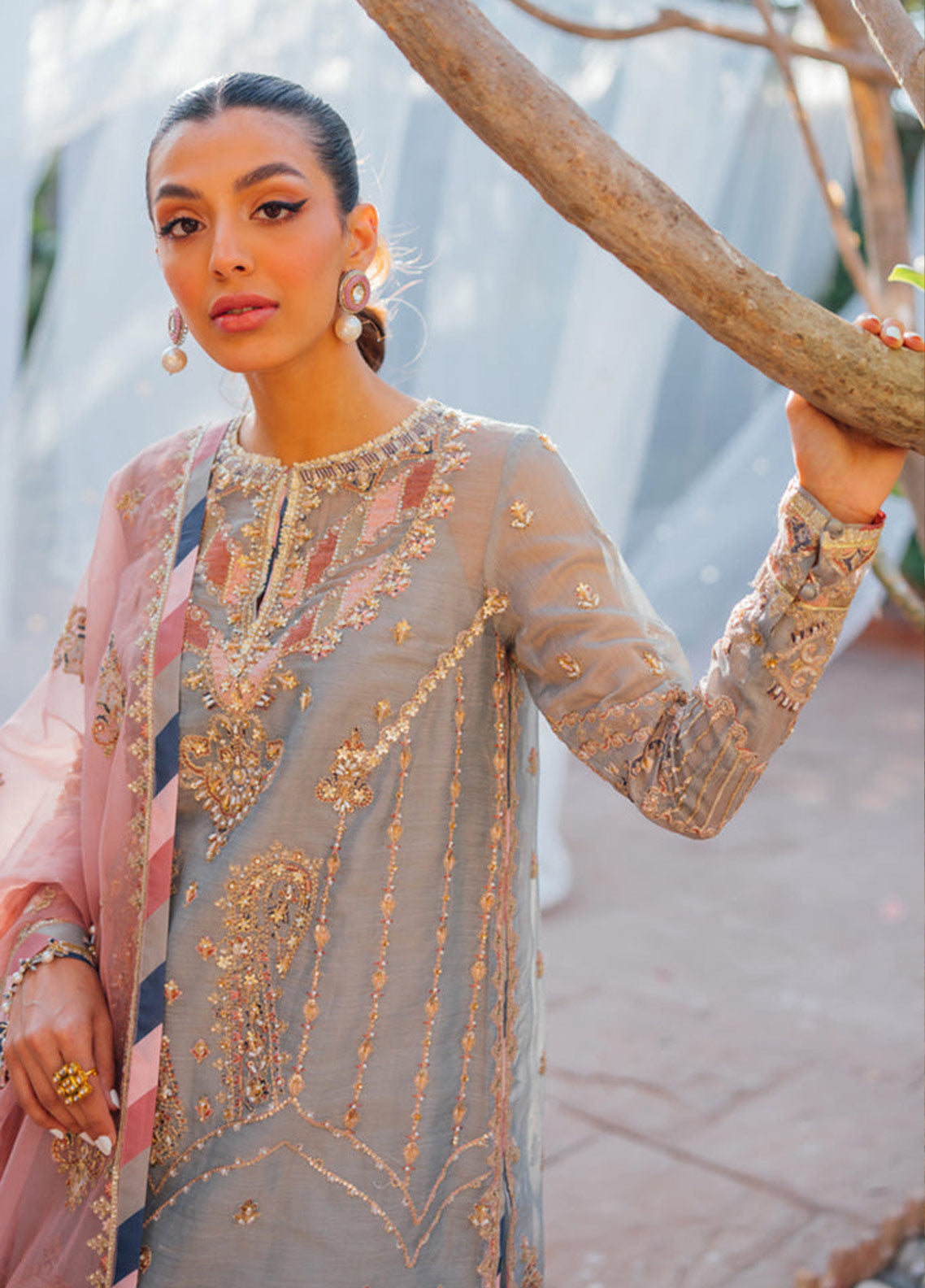 Mastani By Qalamkar Embroidered Jacquard Unstitched 3 Piece Suit - 04 Mastani By Qalamkar Embroidered Jacquard Unstitched 3 Piece Suit - 04