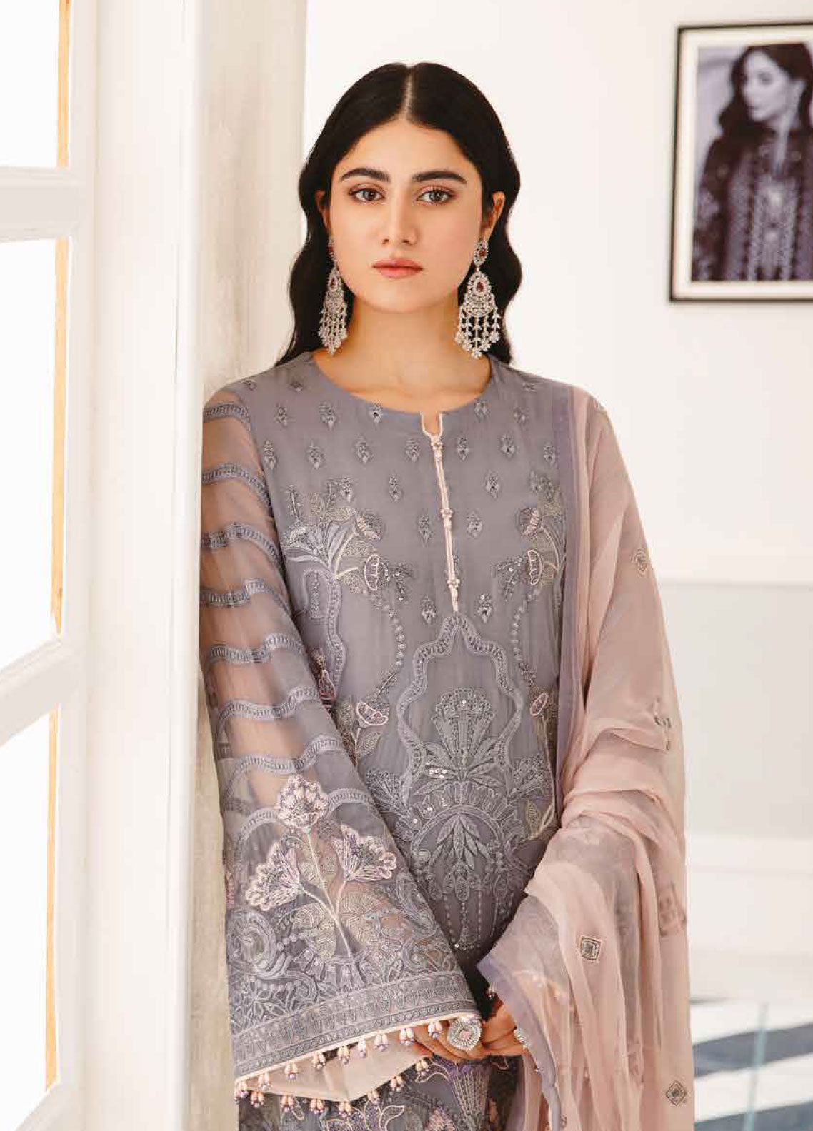 Safeera By Flossie Embroidered Chiffon Unstitched 3 Piece Suit - 03 Safeera By Flossie Embroidered Chiffon Unstitched 3 Piece Suit - 03
