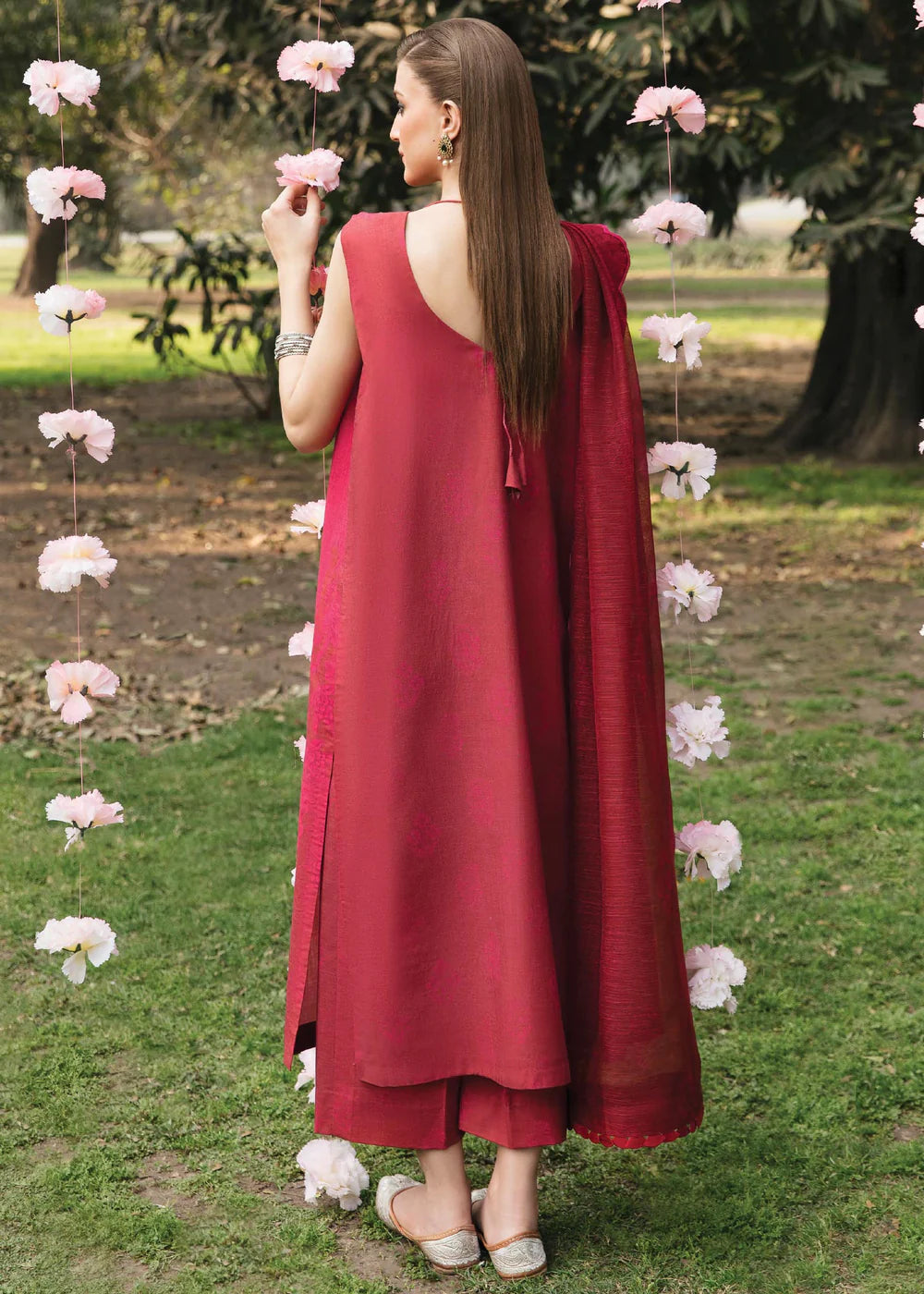Bahar By Afrozeh Printed Lawn Unstitched 3 Piece Suit - 12 Bahar By Afrozeh Printed Lawn Unstitched 3 Piece Suit - 12