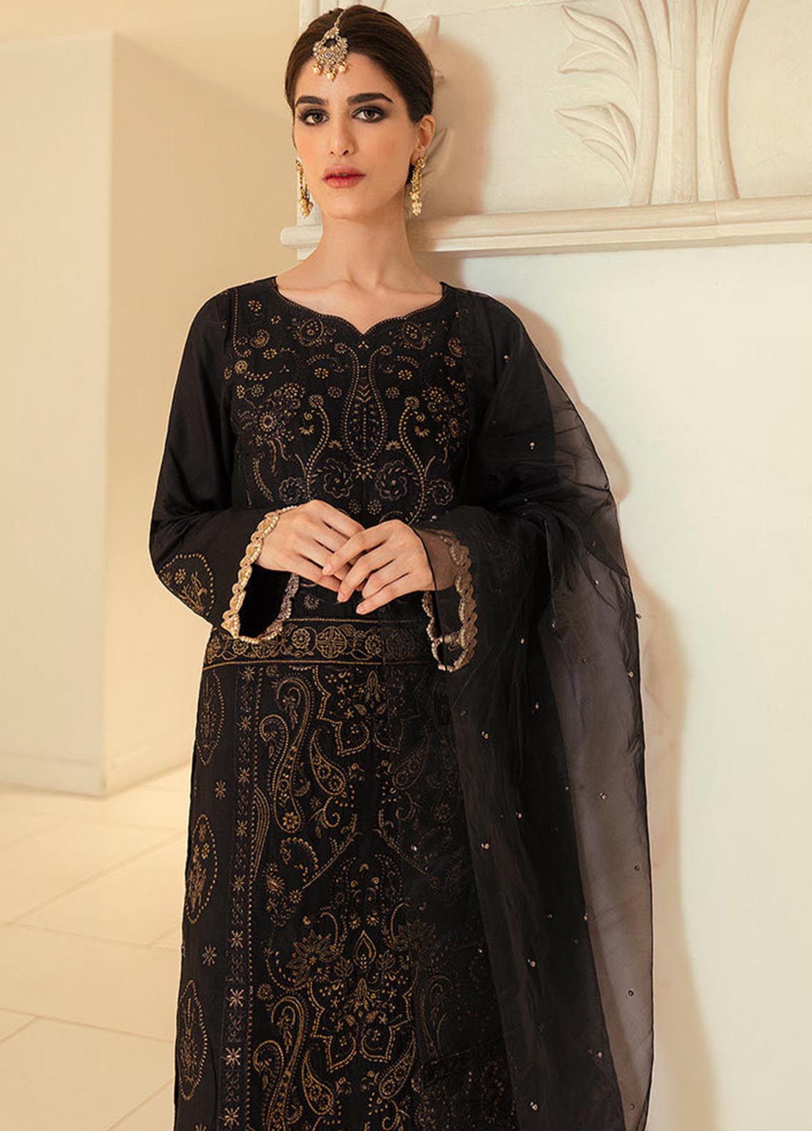 Masakali By Rajbari Embroidered Linen Unstitched 3 Piece Suit - 7B Masakali By Rajbari Embroidered Linen Unstitched 3 Piece Suit - 7B