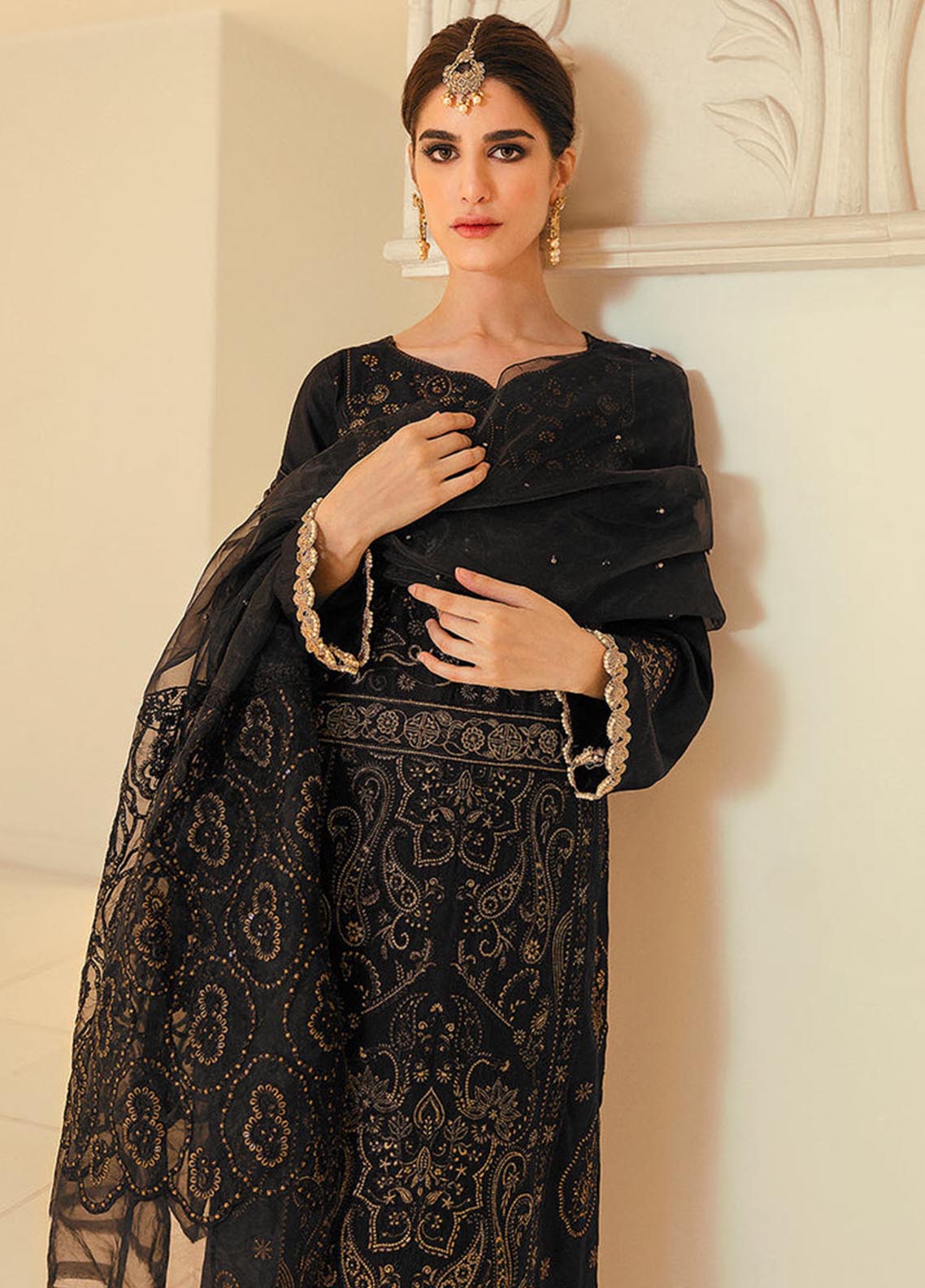 Masakali By Rajbari Embroidered Linen Unstitched 3 Piece Suit - 7B Masakali By Rajbari Embroidered Linen Unstitched 3 Piece Suit - 7B