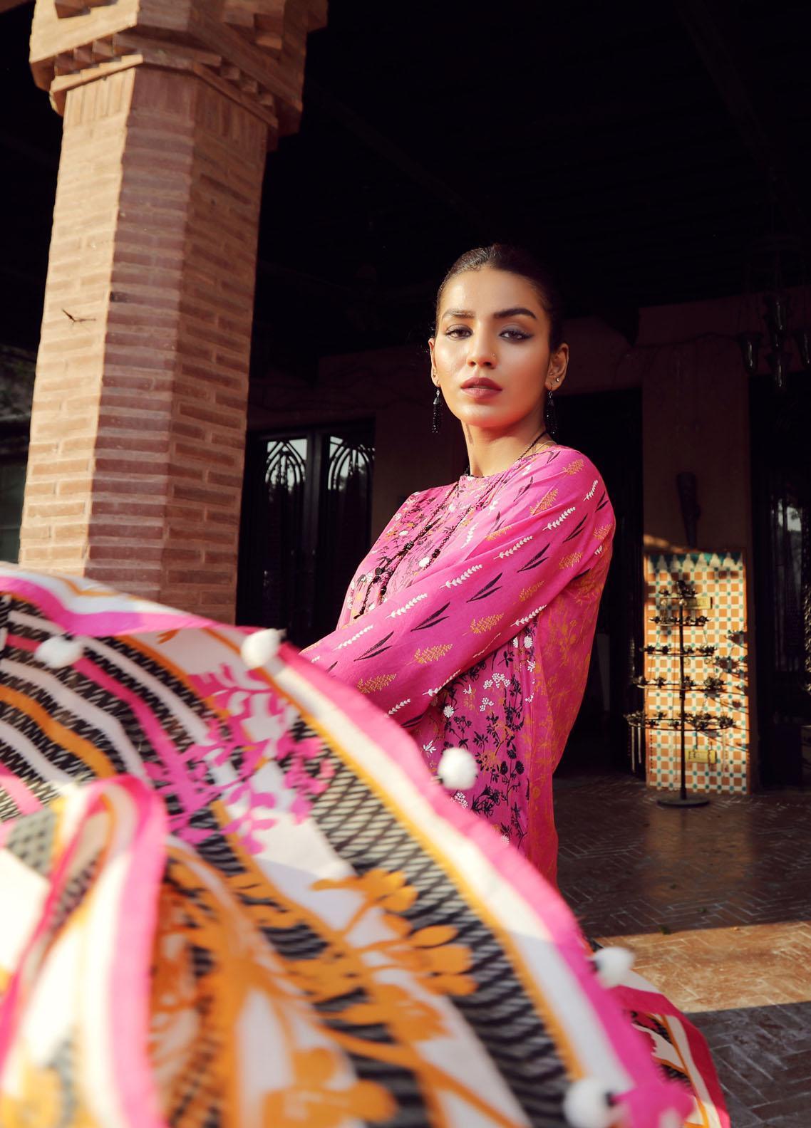 D#2024-b Lsm Lakhani Komal Printed Lawn Collection 222 D#2024-b Lsm Lakhani Komal Printed Lawn Collection 222