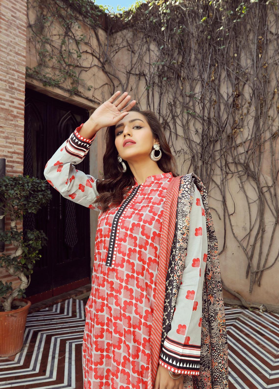 D#2031-a Lsm Lakhani Komal Printed Lawn Collection 222 D#2031-a Lsm Lakhani Komal Printed Lawn Collection 222