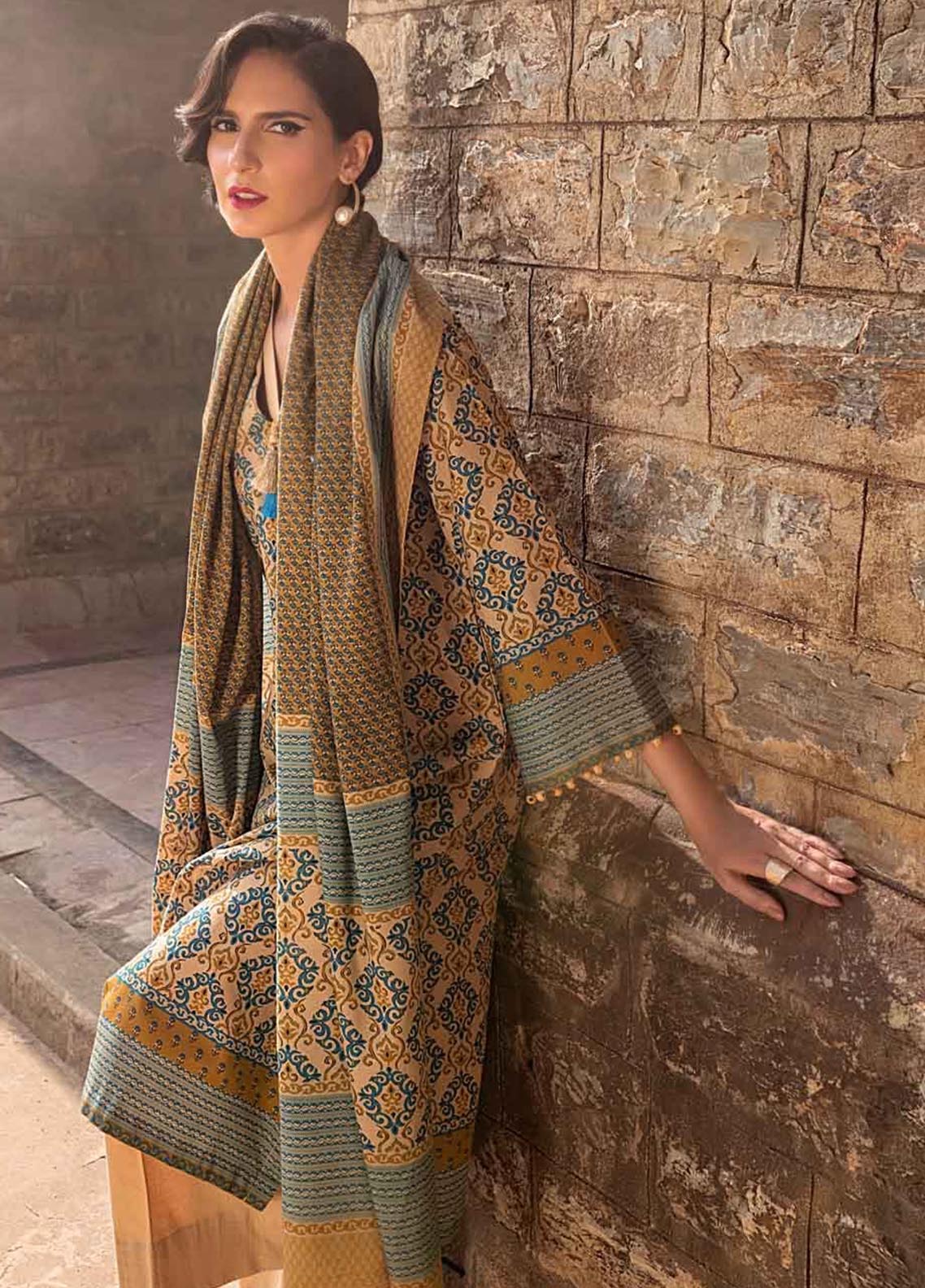 D#cs12002b Gulahmed Fall Winter Collection 921 D#cs12002b Gulahmed Fall Winter Collection 921