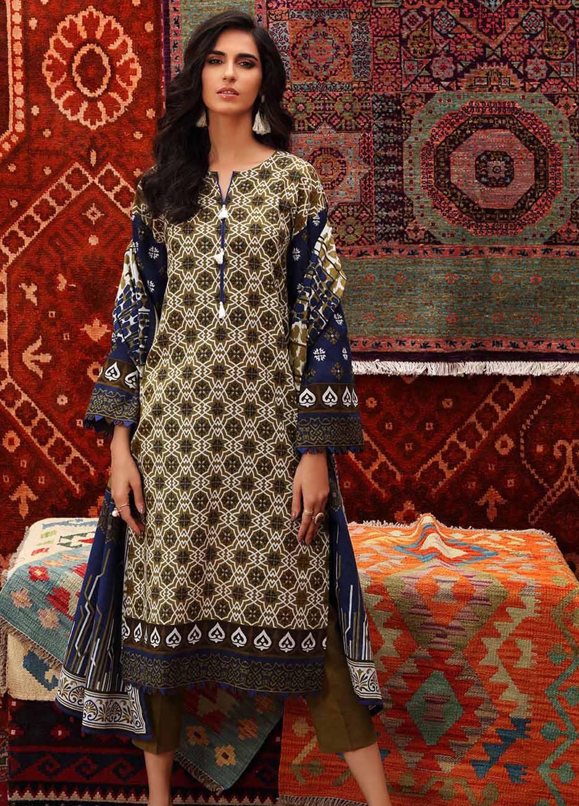 D#k12025a Gulahmed Winter Collection 1021 D#k12025a Gulahmed Winter Collection 1021