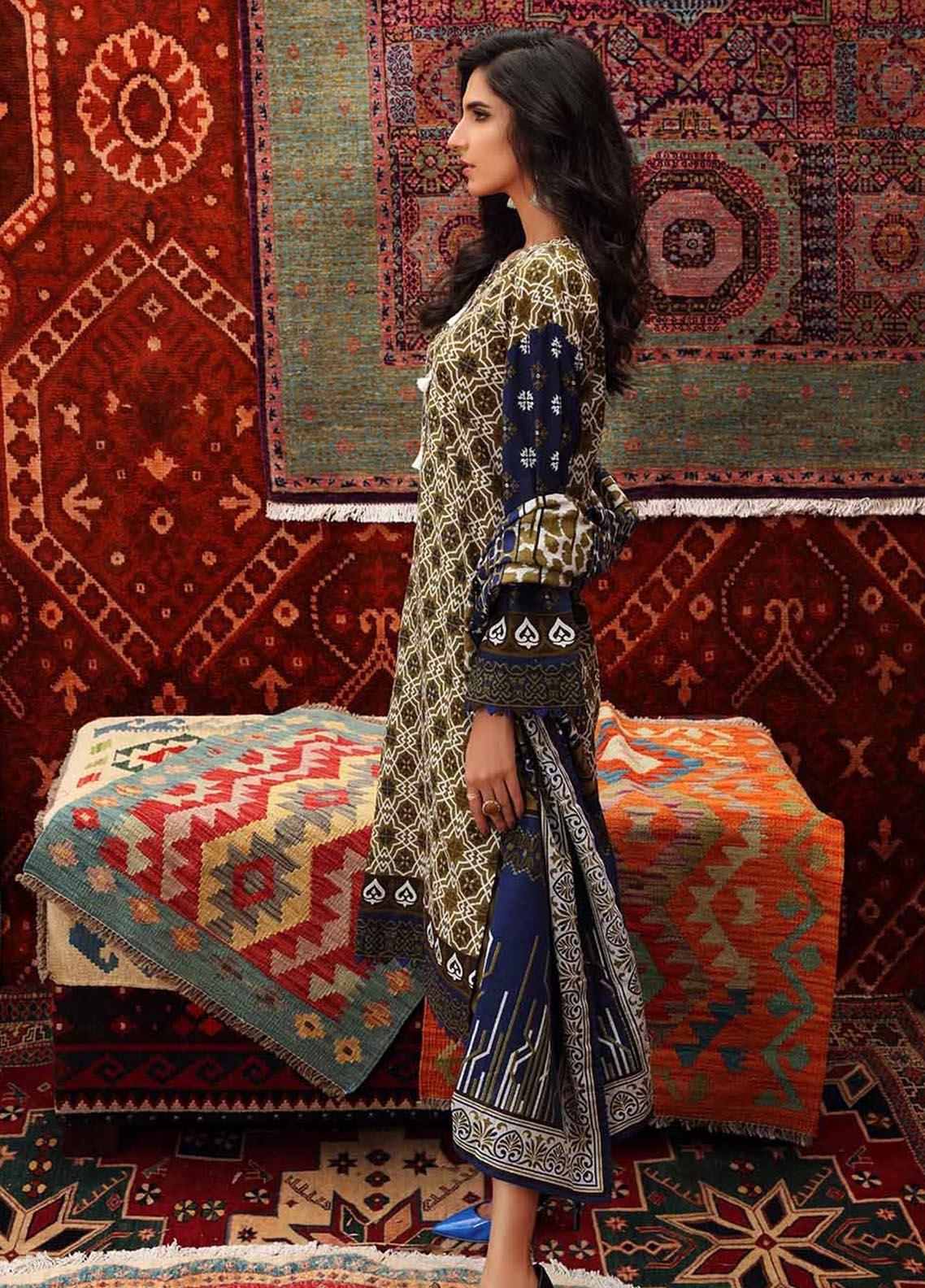 D#k12025a Gulahmed Winter Collection 1021 D#k12025a Gulahmed Winter Collection 1021