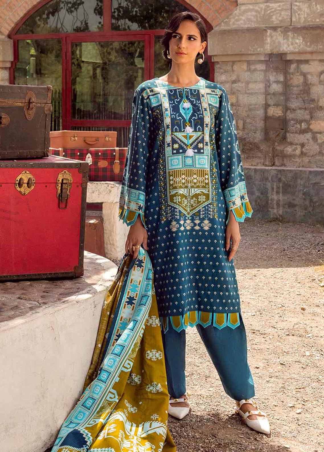 D#k12028a Gulahmed Winter Collection 1021 D#k12028a Gulahmed Winter Collection 1021
