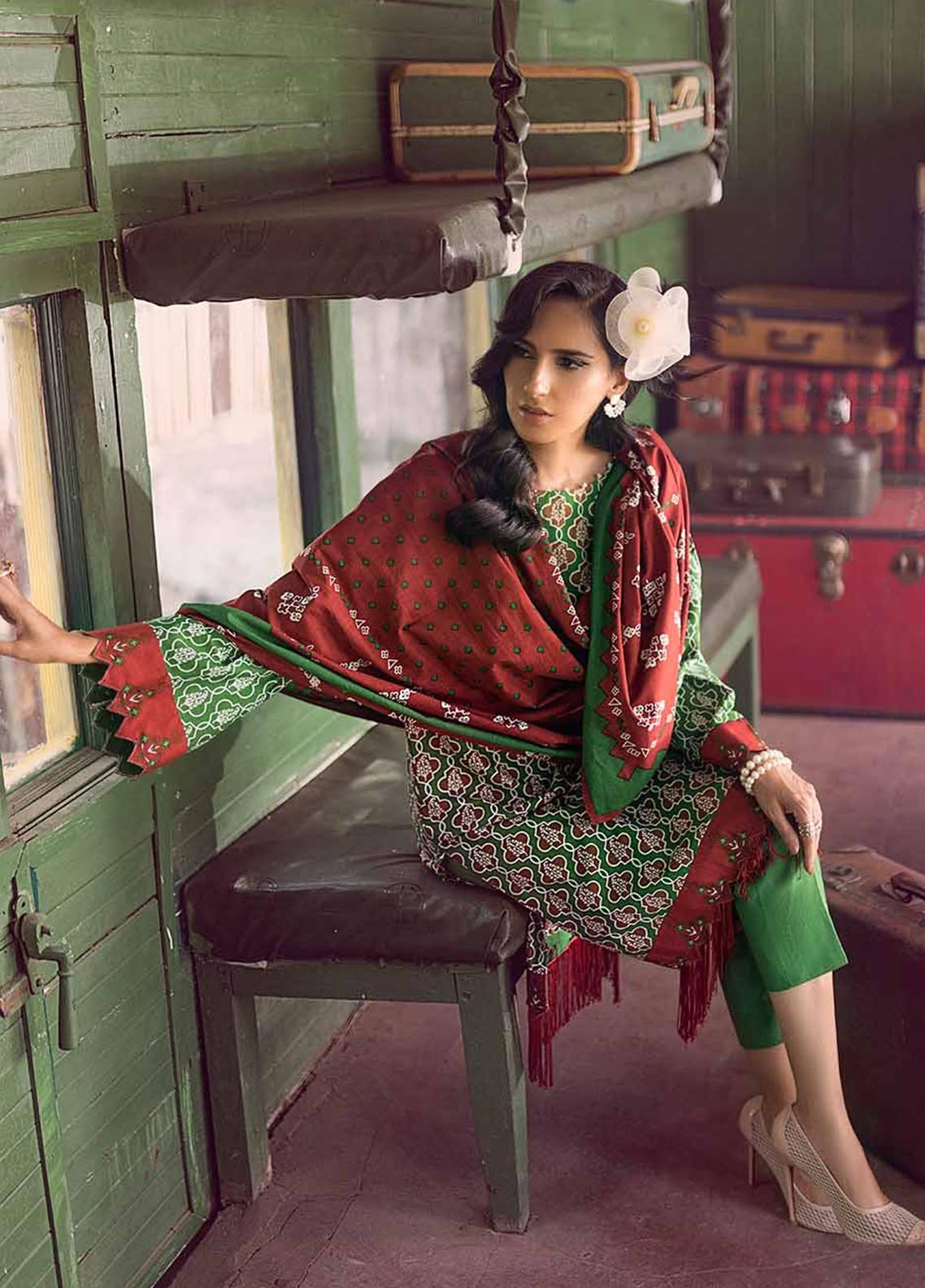 D#k12039a Gulahmed Winter Collection 1021 D#k12039a Gulahmed Winter Collection 1021