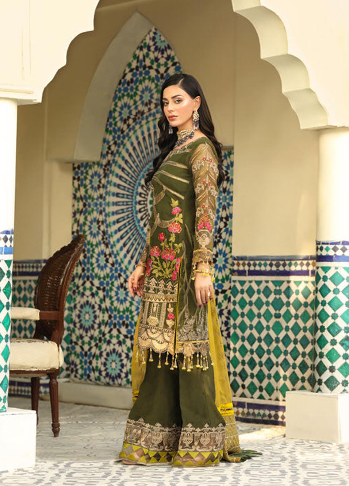 Areesha Embroidered Organza Unstitched 3 Piece Suit - 01 Areesha Embroidered Organza Unstitched 3 Piece Suit - 01
