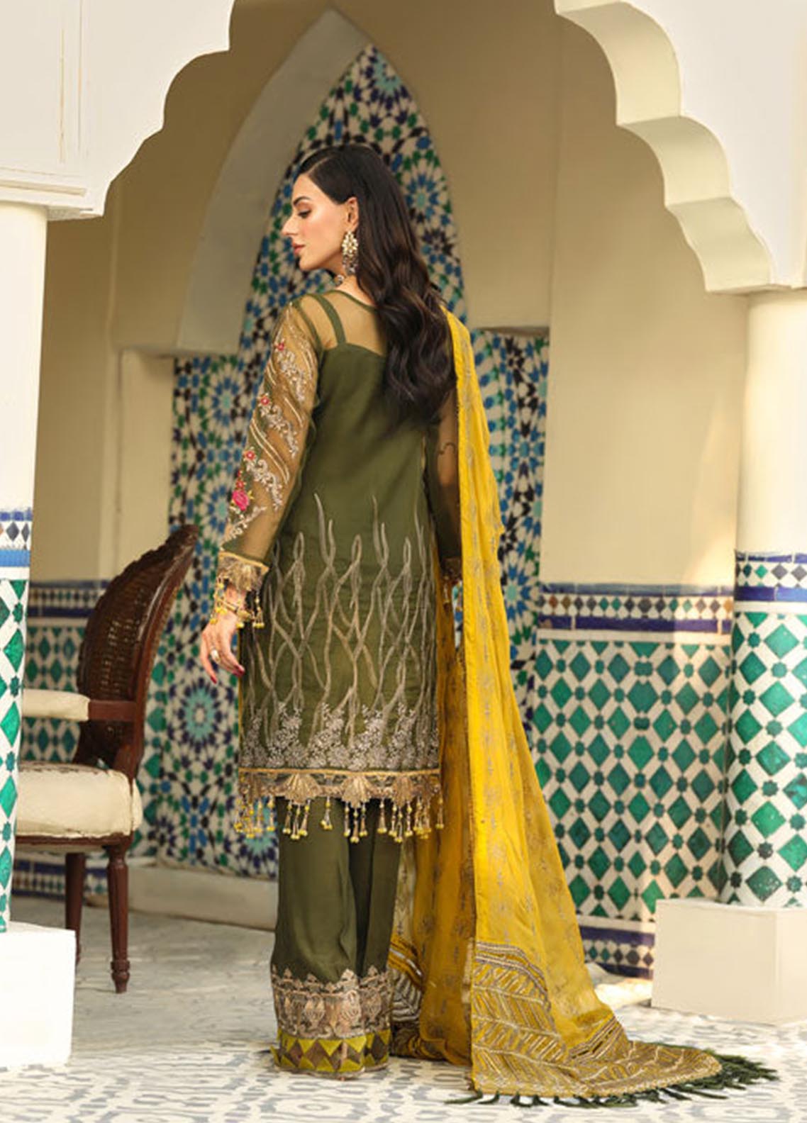 Areesha Embroidered Organza Unstitched 3 Piece Suit - 01 Areesha Embroidered Organza Unstitched 3 Piece Suit - 01