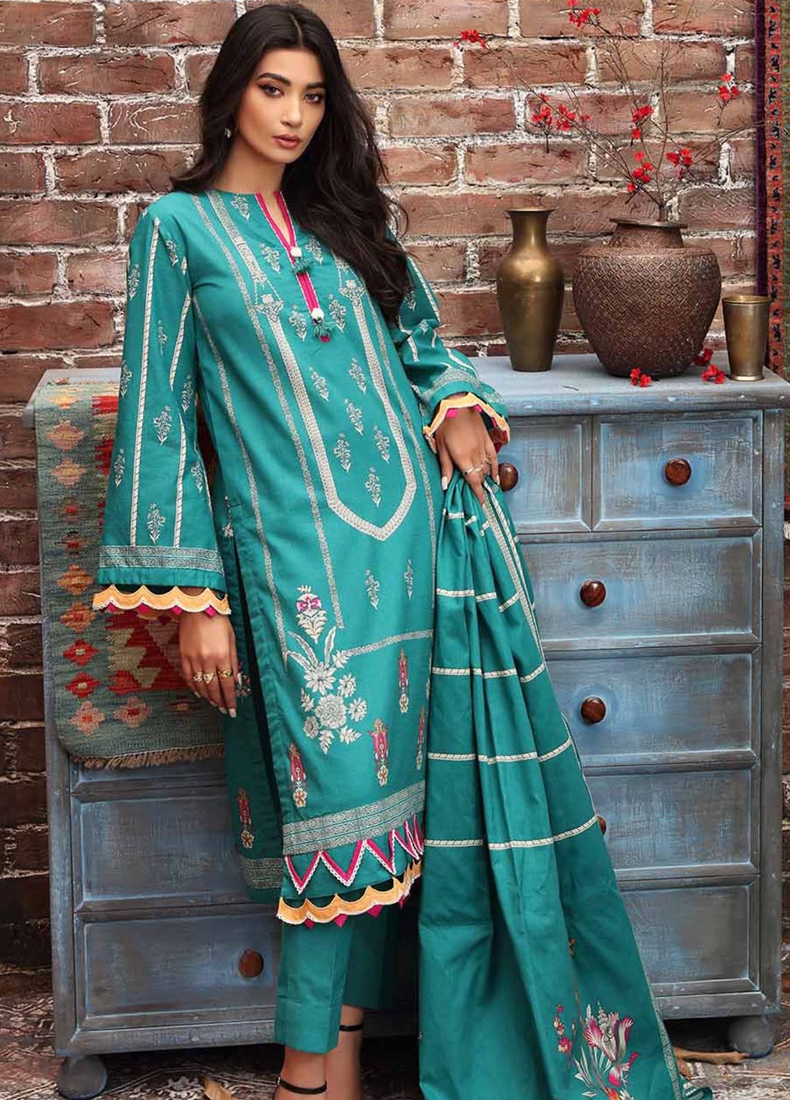 D#k12032a Gulahmed Winter Collection 1021 D#k12032a Gulahmed Winter Collection 1021