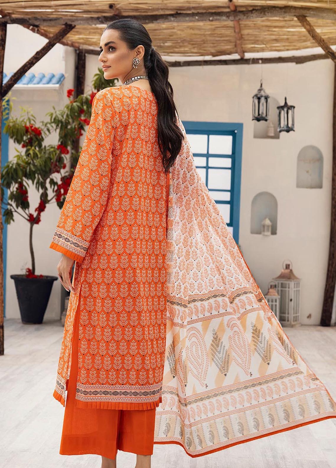 D#RG32097 GulAhmed Regalia Printed Lawn Collection 1022 D#RG32097 GulAhmed Regalia Printed Lawn Collection 1022