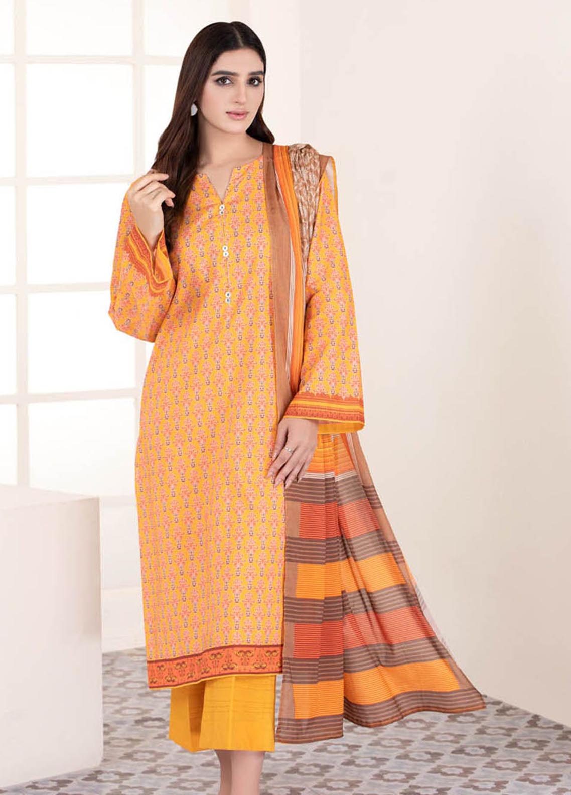 D#RG32052 GulAhmed Regalia Printed Lawn Collection 1022 D#RG32052 GulAhmed Regalia Printed Lawn Collection 1022