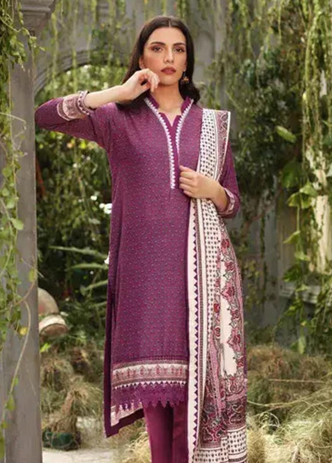 D#AY12034A GulAhmed Winter Collection 1022 D#AY12034A GulAhmed Winter Collection 1022