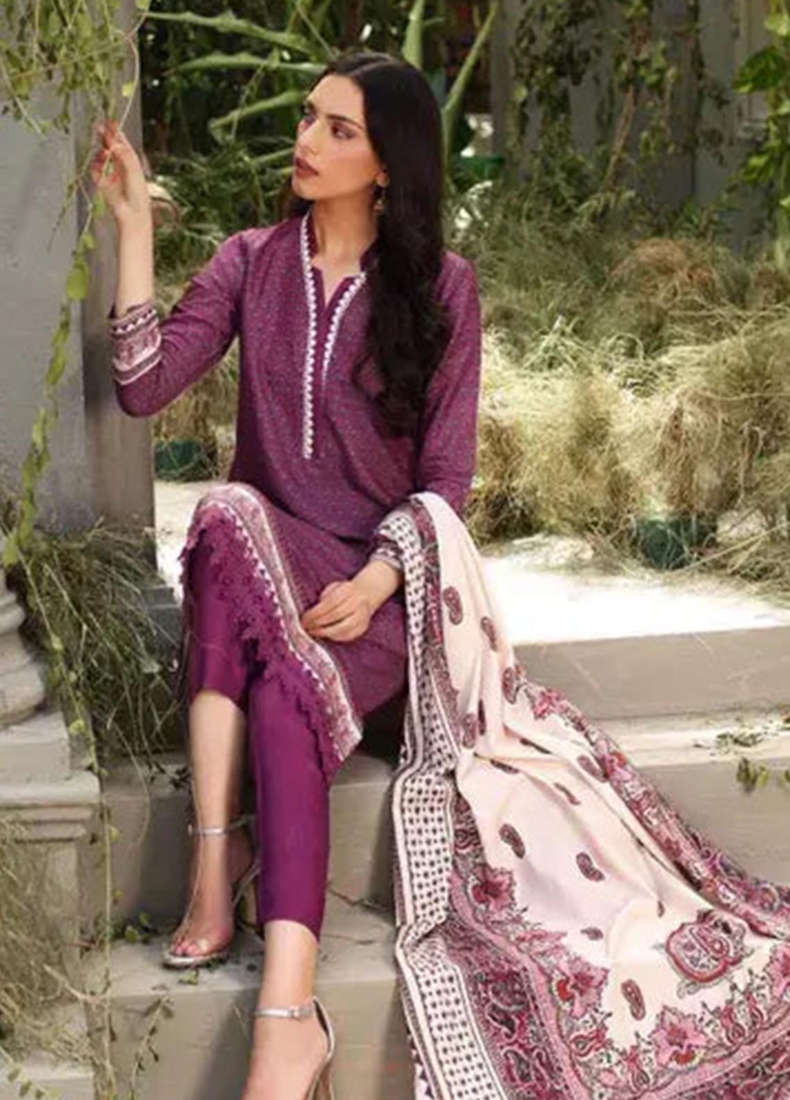 D#AY12034A GulAhmed Winter Collection 1022 D#AY12034A GulAhmed Winter Collection 1022