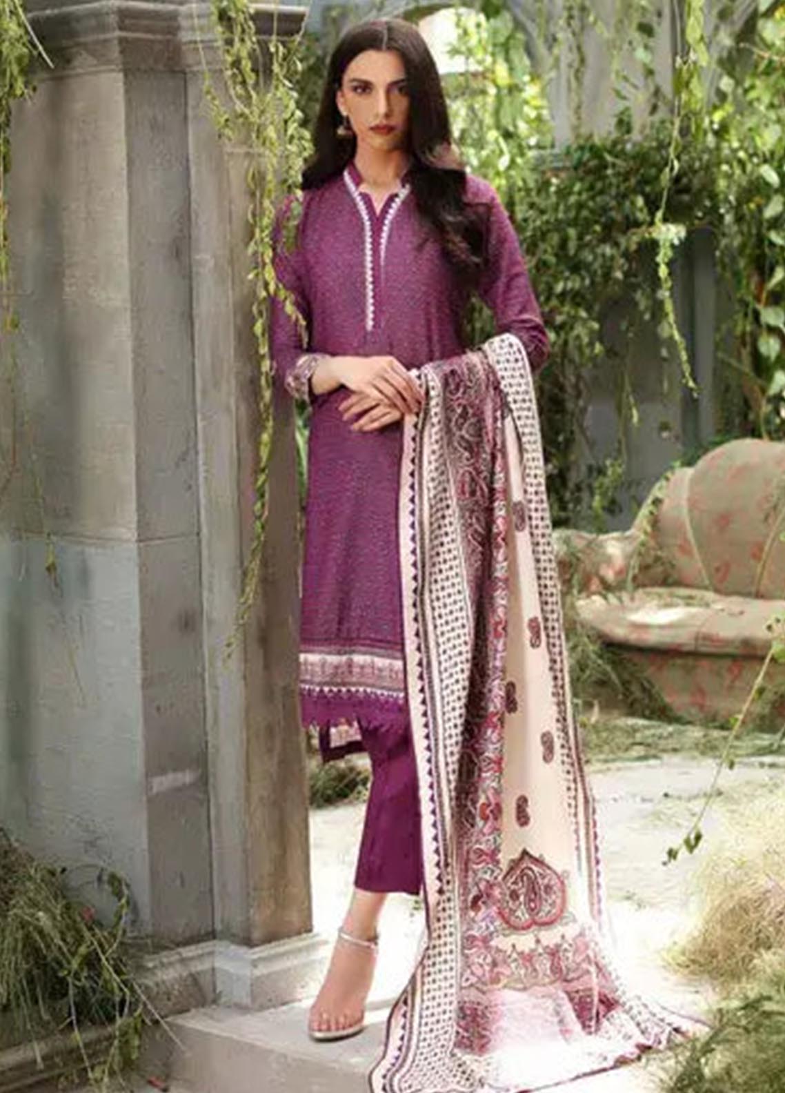 D#AY12034A GulAhmed Winter Collection 1022 D#AY12034A GulAhmed Winter Collection 1022