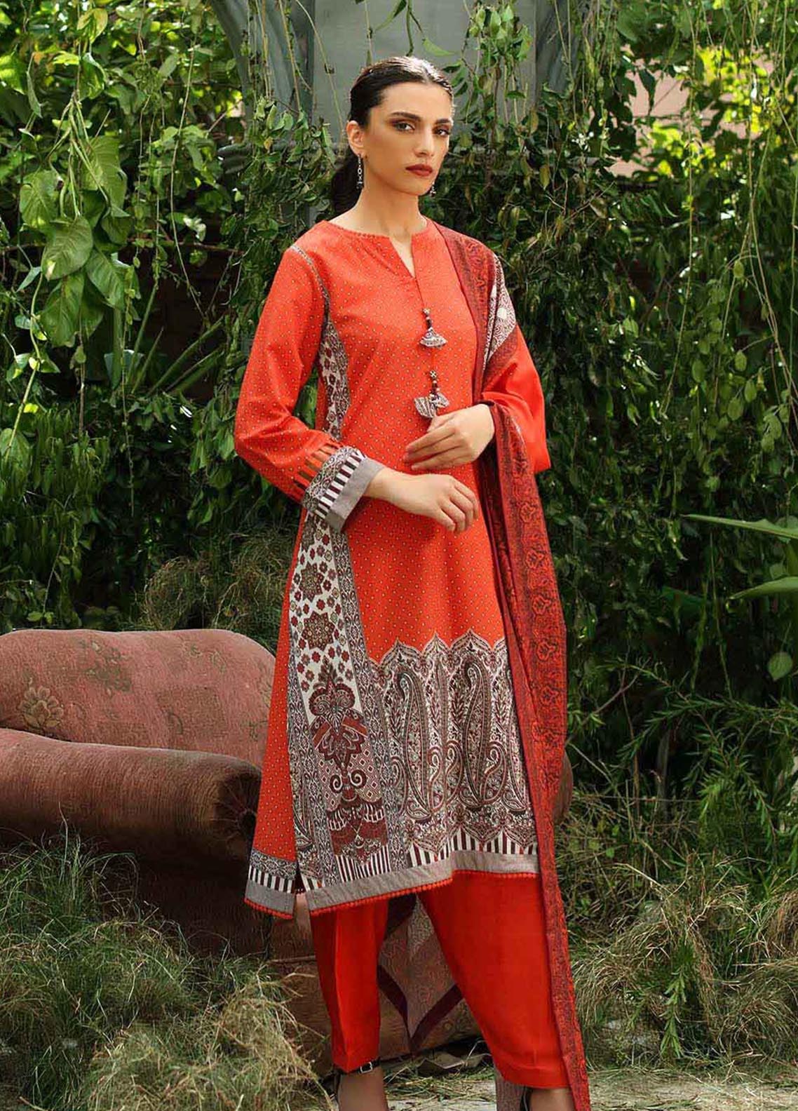 D#AY12022A GulAhmed Winter Collection 1022 D#AY12022A GulAhmed Winter Collection 1022