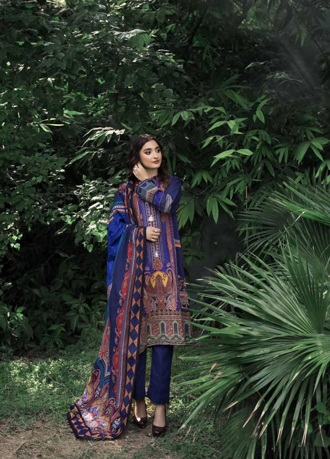 D#WR22031 GulAhmed Regalia Printed Khaddar Collection 1022 D#WR22031 GulAhmed Regalia Printed Khaddar Collection 1022
