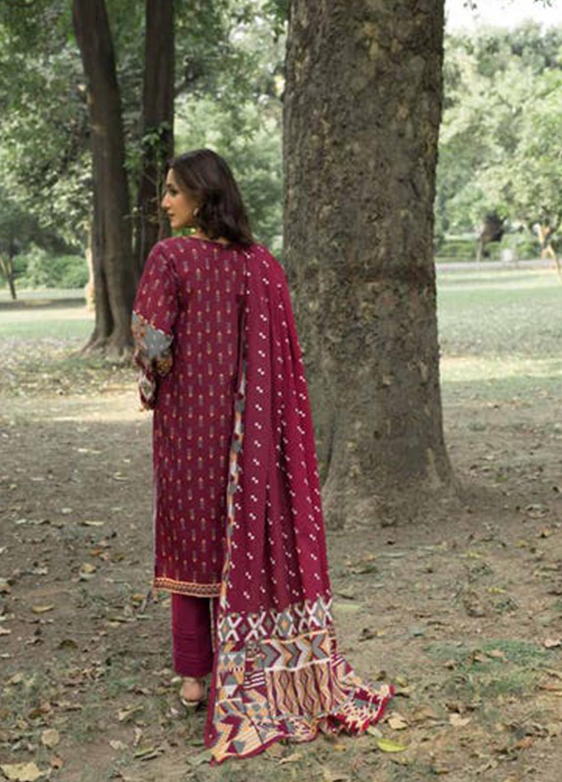 D#WR22009 GulAhmed Regalia Printed Khaddar Collection 1022 D#WR22009 GulAhmed Regalia Printed Khaddar Collection 1022