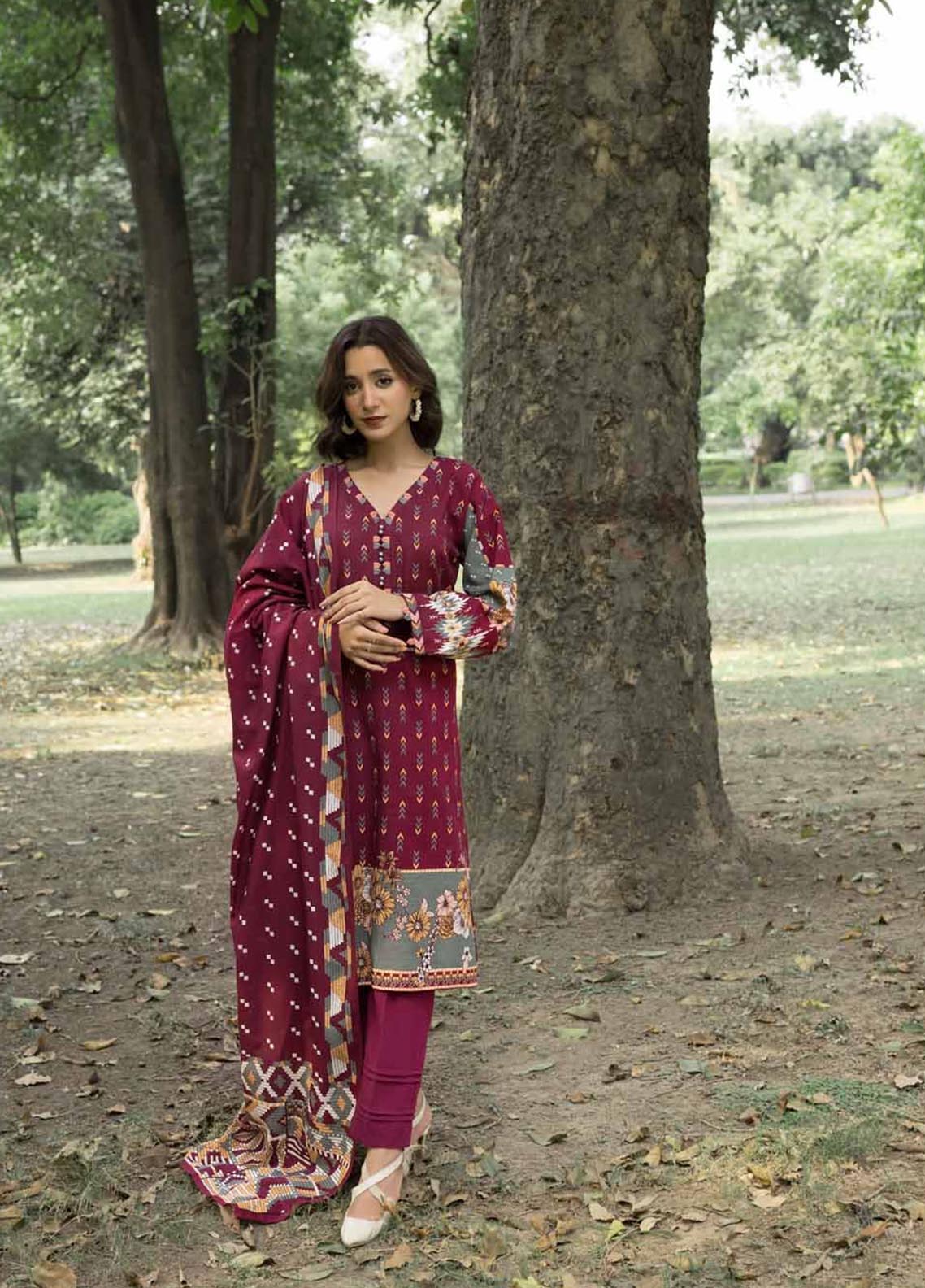 D#WR22009 GulAhmed Regalia Printed Khaddar Collection 1022 D#WR22009 GulAhmed Regalia Printed Khaddar Collection 1022