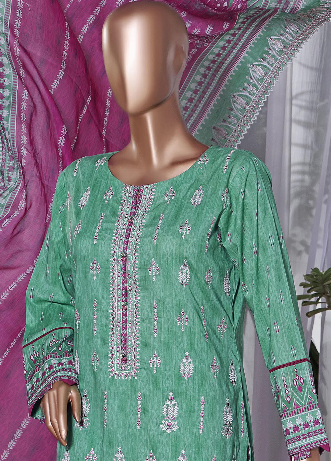 D#418 HZ Premium Cambric Emb Collection 1122 D#418 HZ Premium Cambric Emb Collection 1122
