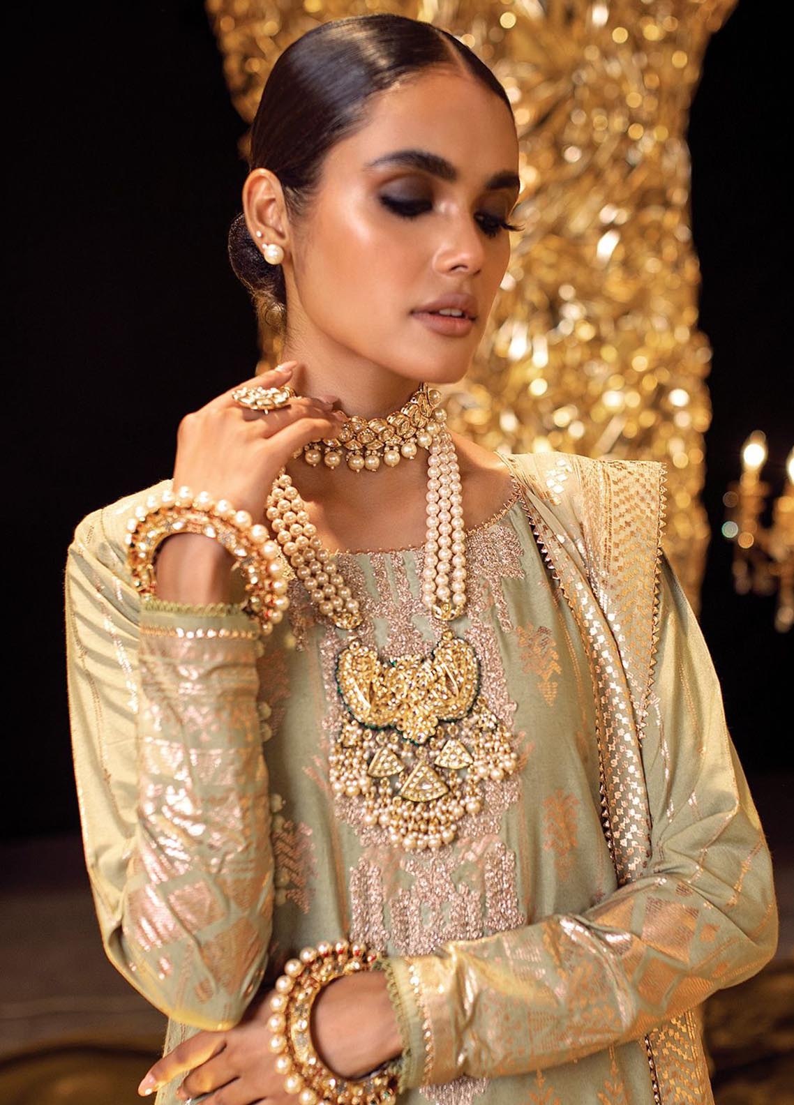 D#22I AlKaram Festive Winter Collection 1122 3Pc D#22I AlKaram Festive Winter Collection 1122 3Pc