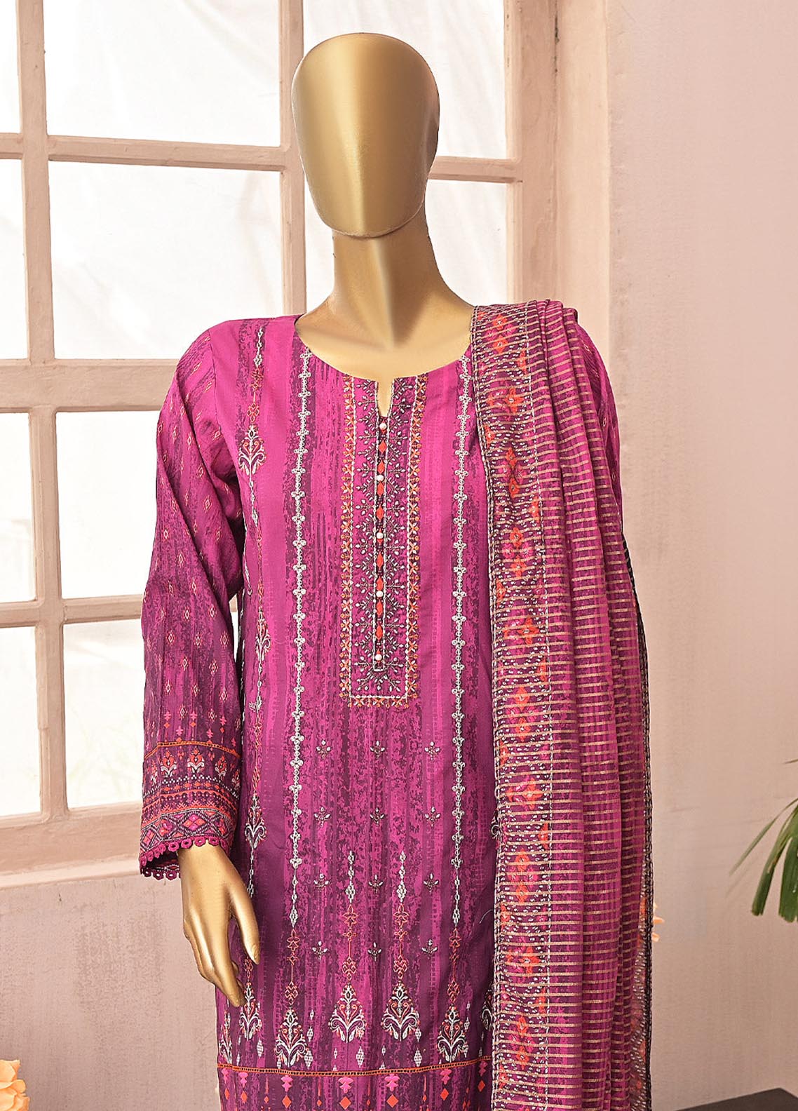 D#405 HZ Premium Emb Cambric Collection 1222 D#405 HZ Premium Emb Cambric Collection 1222