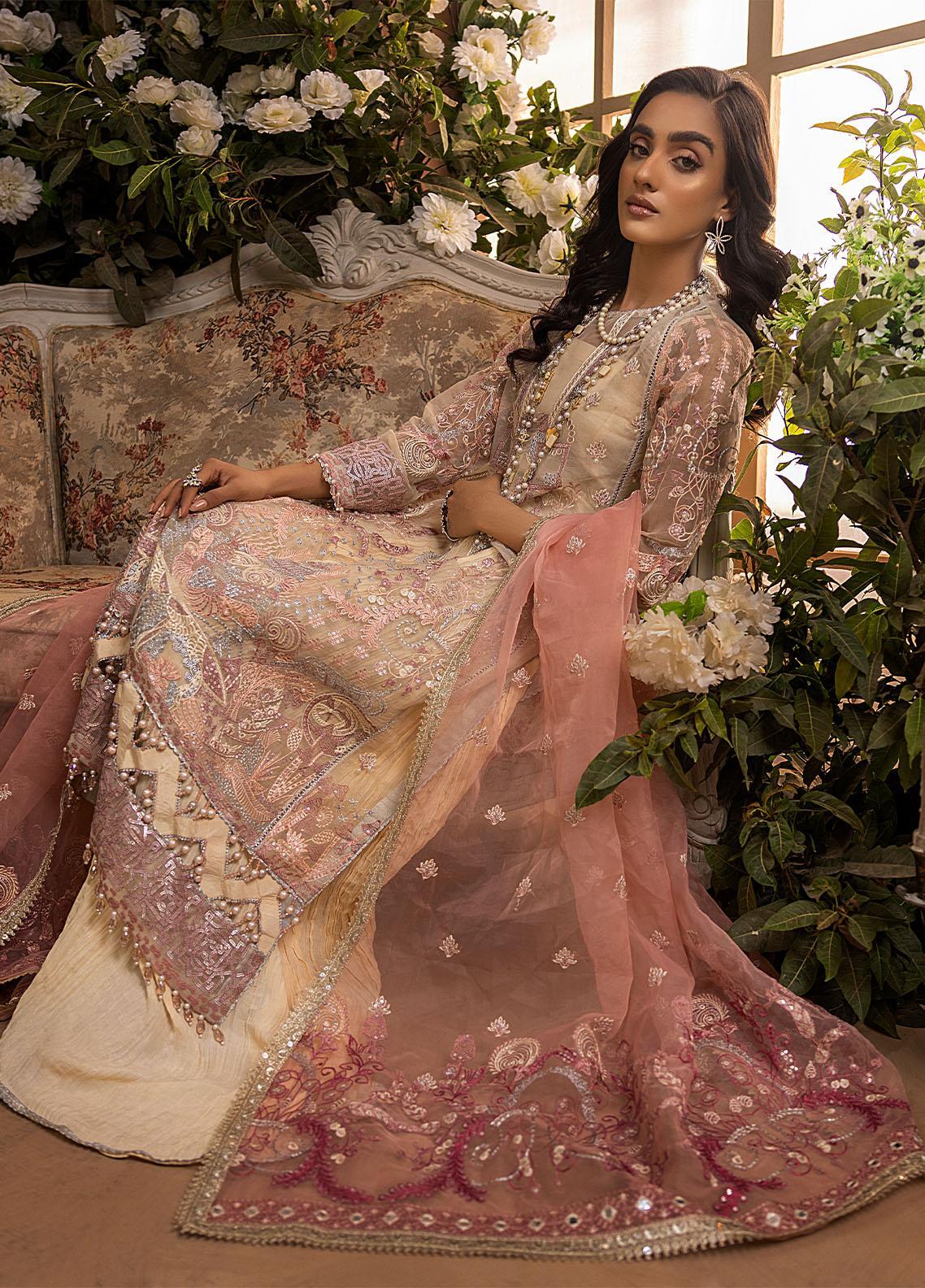 Nikhaar By Awwal Embroidered Organza Unstitched 4 Piece Suit - 01 Nikhaar By Awwal Embroidered Organza Unstitched 4 Piece Suit - 01