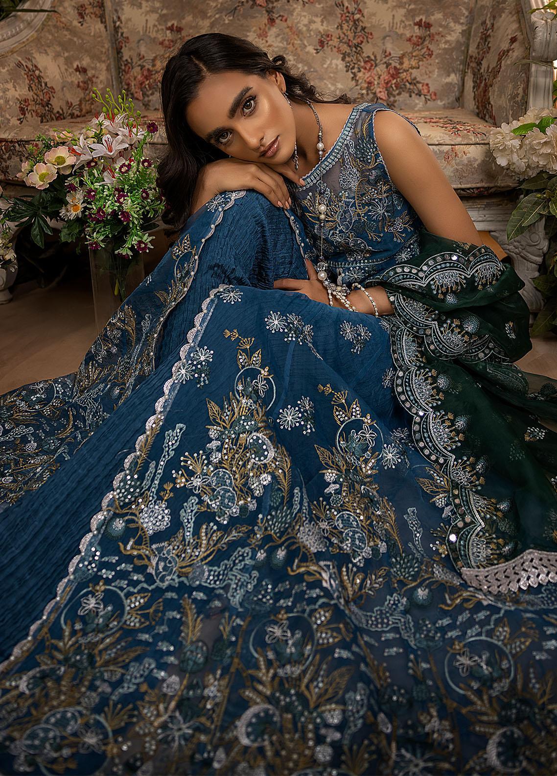 Nikhaar By Awwal Embroidered Organza Unstitched 4 Piece Suit - 03 Nikhaar By Awwal Embroidered Organza Unstitched 4 Piece Suit - 03