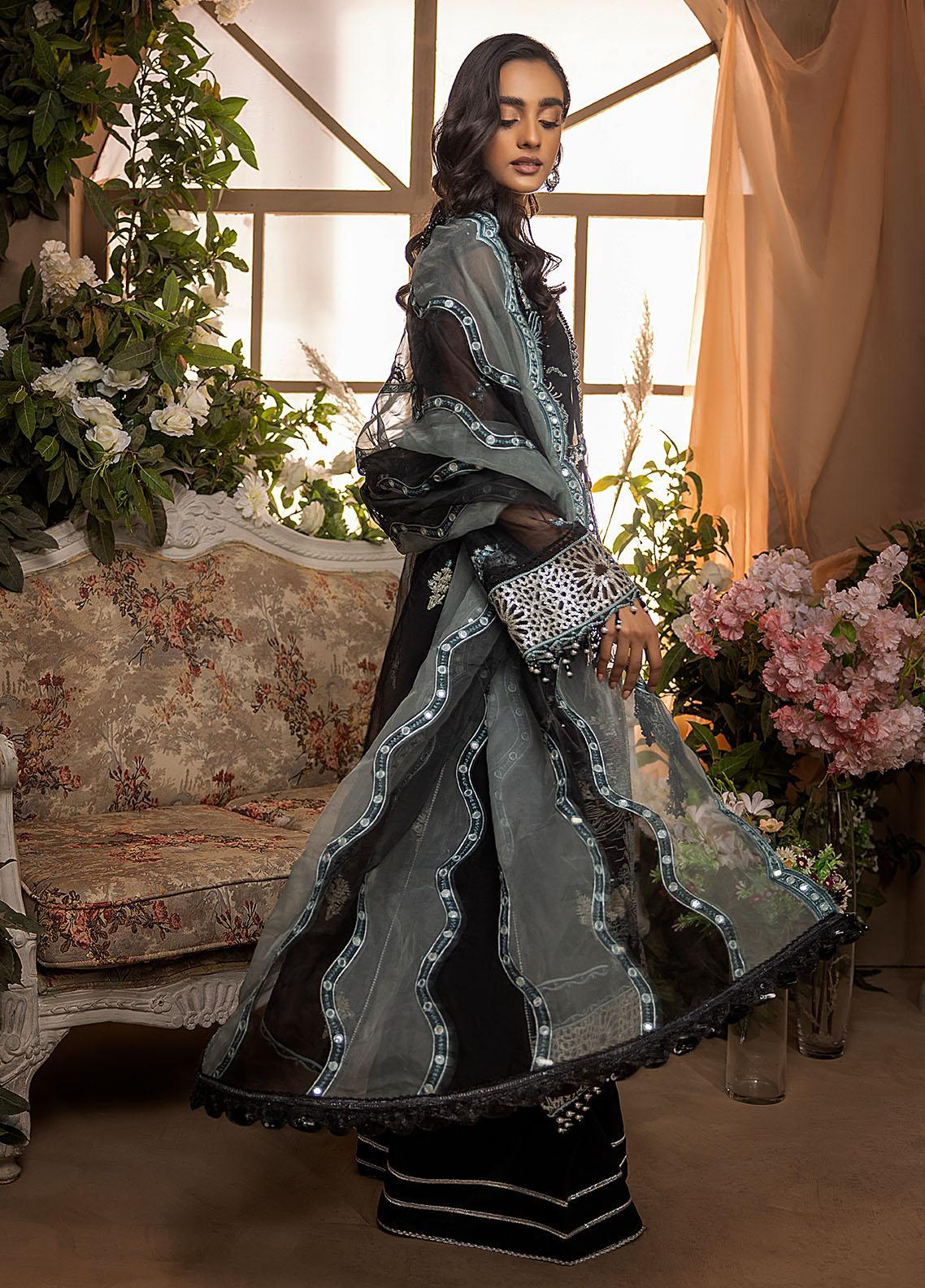 Nikhaar By Awwal Embroidered Organza Unstitched 4 Piece Suit - 07 Nikhaar By Awwal Embroidered Organza Unstitched 4 Piece Suit - 07