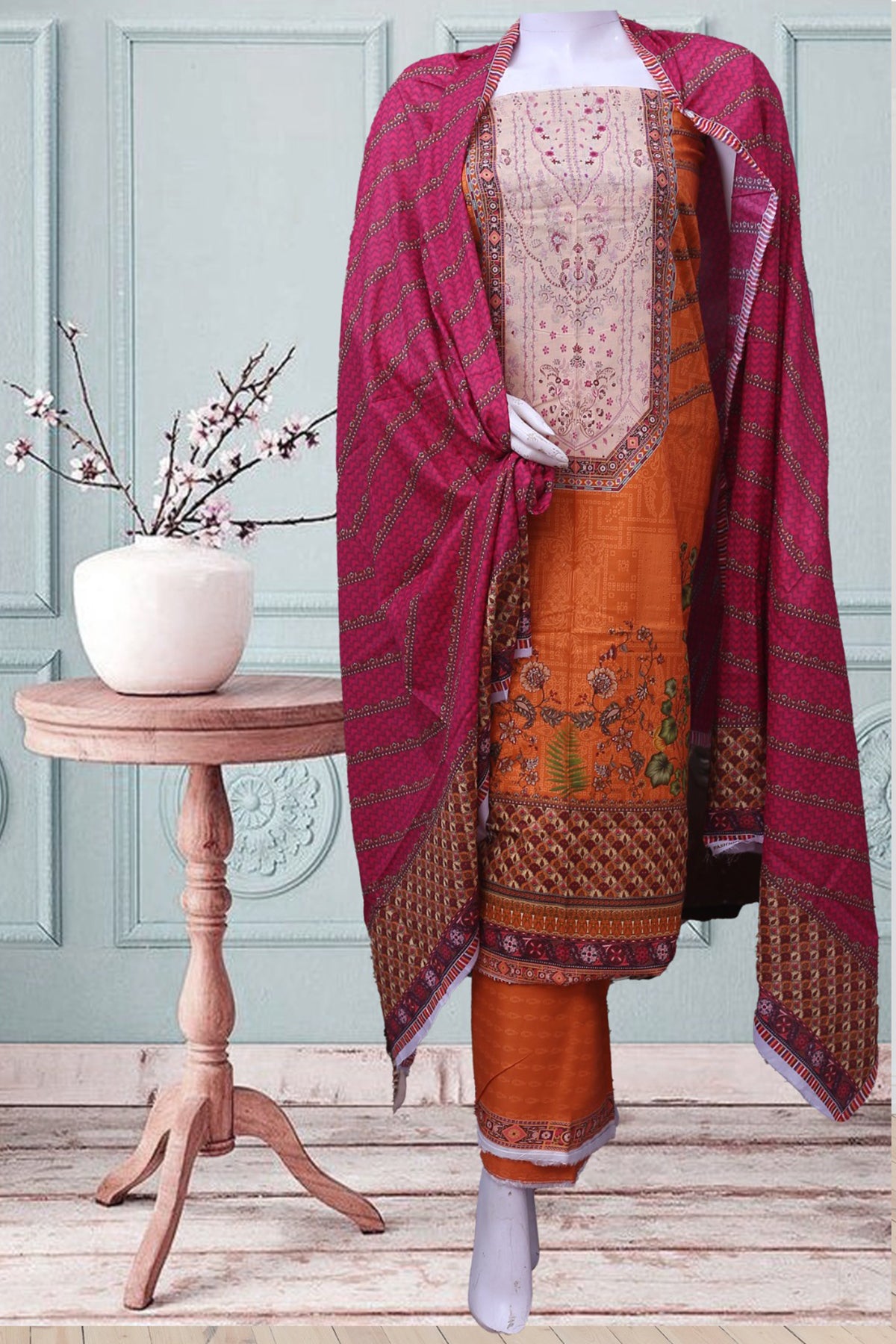 Royal Fashion Digital Printed Lawn Unstitched 3 Piece Suit - MF07 Royal Fashion Digital Printed Lawn Unstitched 3 Piece Suit - MF07
