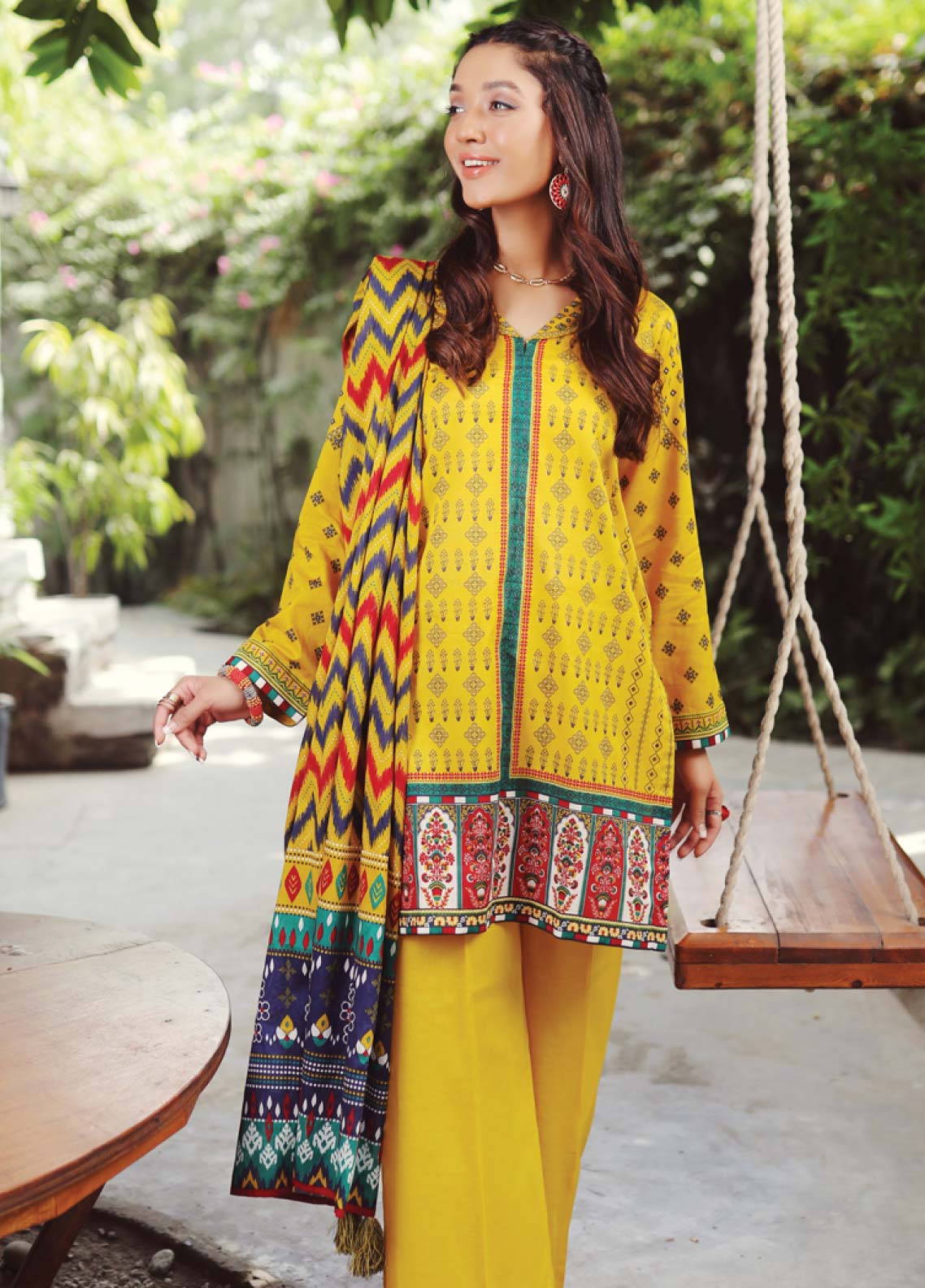 D#7425a Lsm Lakhany Komal Printed Lawn Collection 622 D#7425a Lsm Lakhany Komal Printed Lawn Collection 622