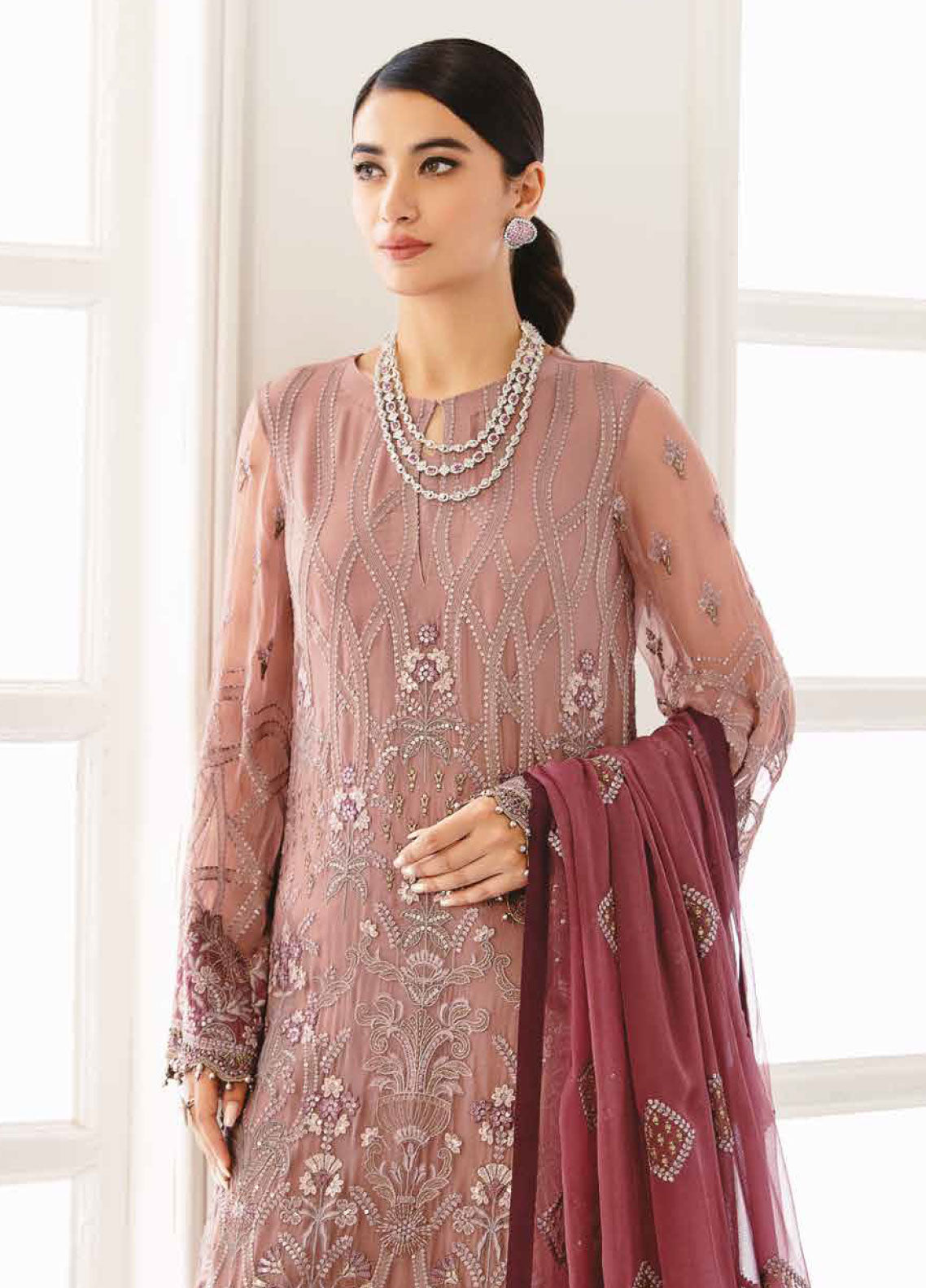 Safeera By Flossie Embroidered Chiffon Unstitched 3 Piece Suit - 09 Safeera By Flossie Embroidered Chiffon Unstitched 3 Piece Suit - 09