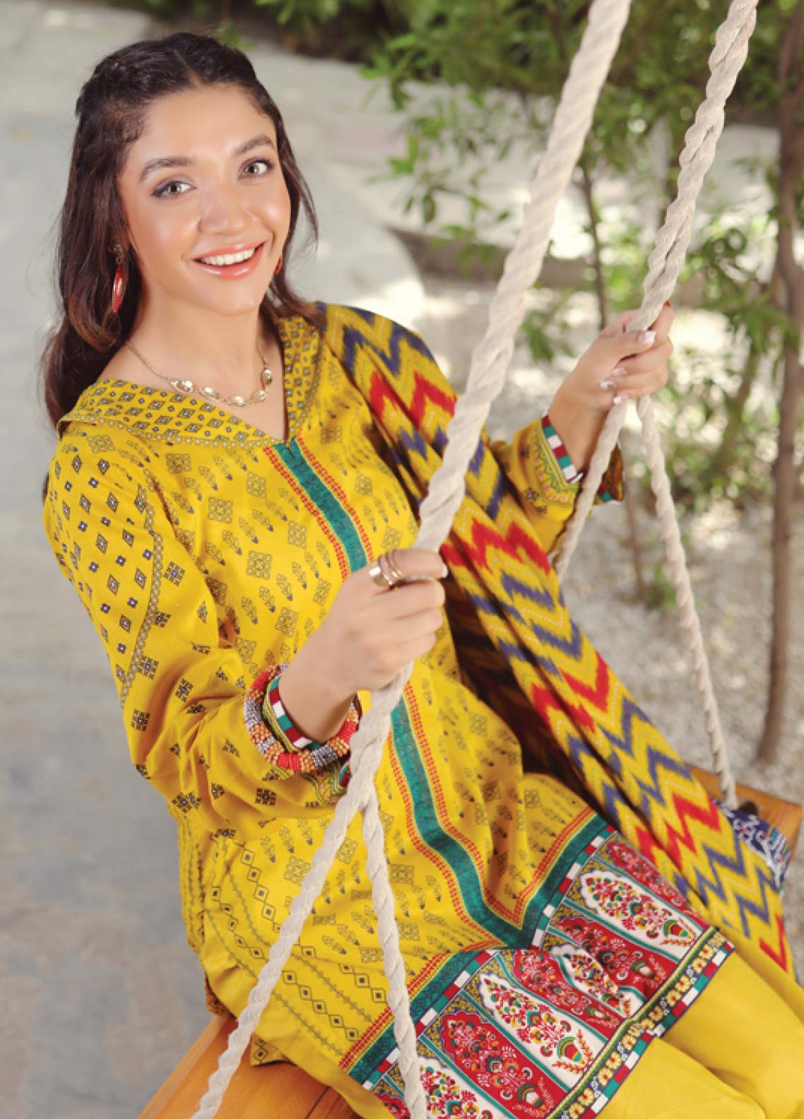 D#7425a Lsm Lakhany Komal Printed Lawn Collection 622 D#7425a Lsm Lakhany Komal Printed Lawn Collection 622