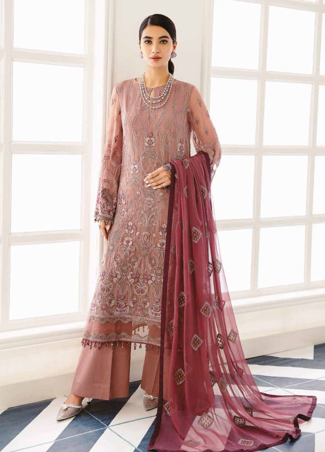 Safeera By Flossie Embroidered Chiffon Unstitched 3 Piece Suit - 09 Safeera By Flossie Embroidered Chiffon Unstitched 3 Piece Suit - 09