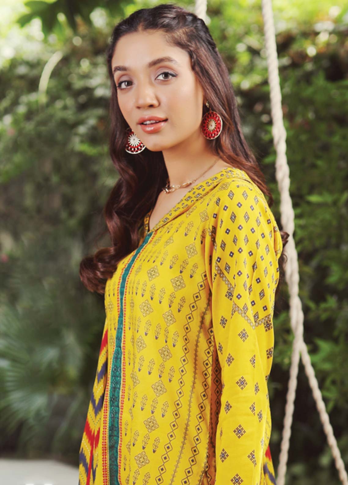 D#7425a Lsm Lakhany Komal Printed Lawn Collection 622 D#7425a Lsm Lakhany Komal Printed Lawn Collection 622