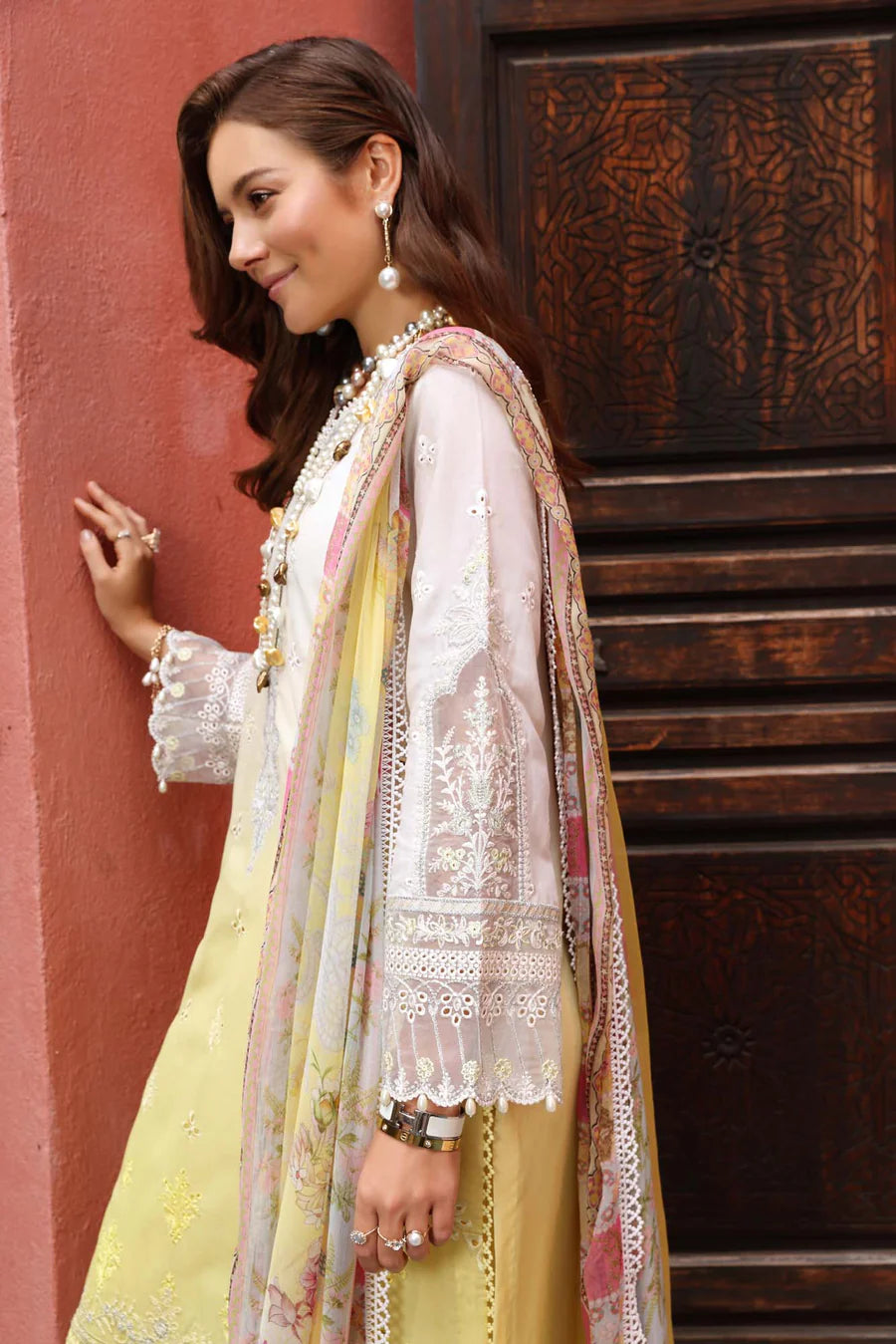 D#7A Noor By Saadia Asad Luxury Chikankari Lawn Collection 323 D#7A Noor By Saadia Asad Luxury Chikankari Lawn Collection 323